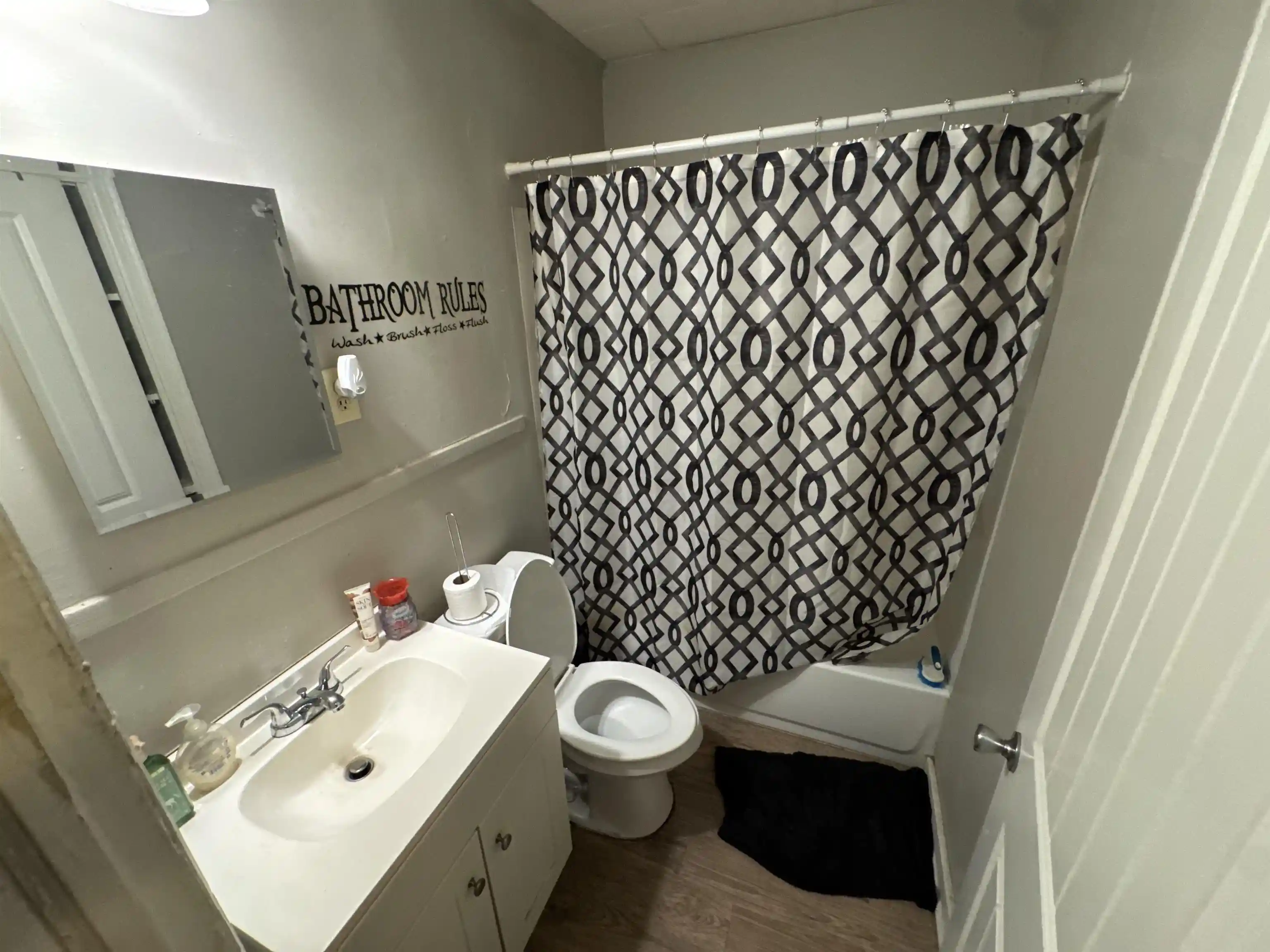 Photo 3 of Single family home for sale at 3239 Nathan Ave, Memphis, TN 38112 | MLS# 10229343 | Listing updated on 2026-08-28