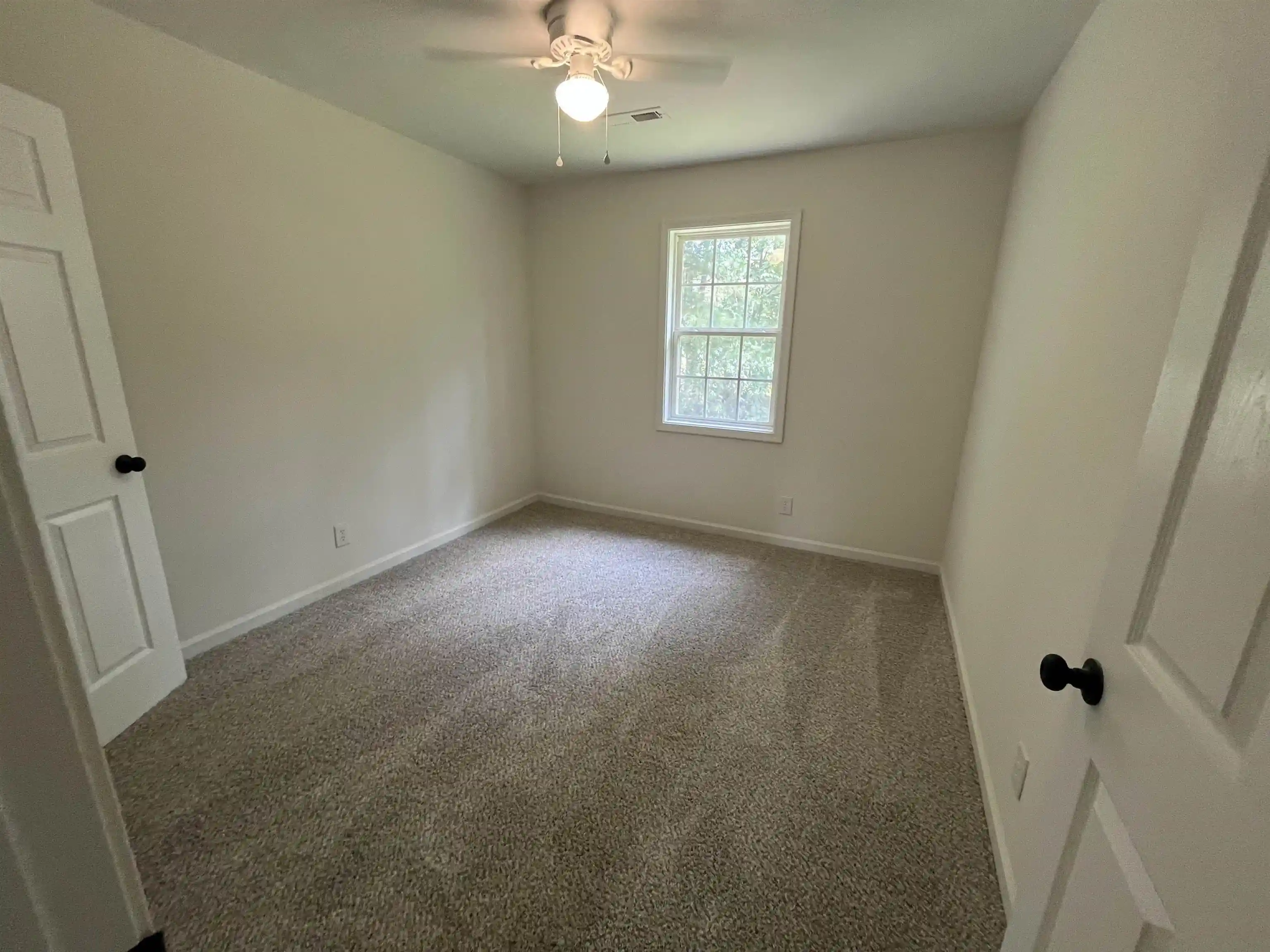 Photo 3 of Single family home for sale at 200 Fairway Dr, Saulsbury, TN 38067 | MLS# 10229347 | Listing updated on 2026-10-09