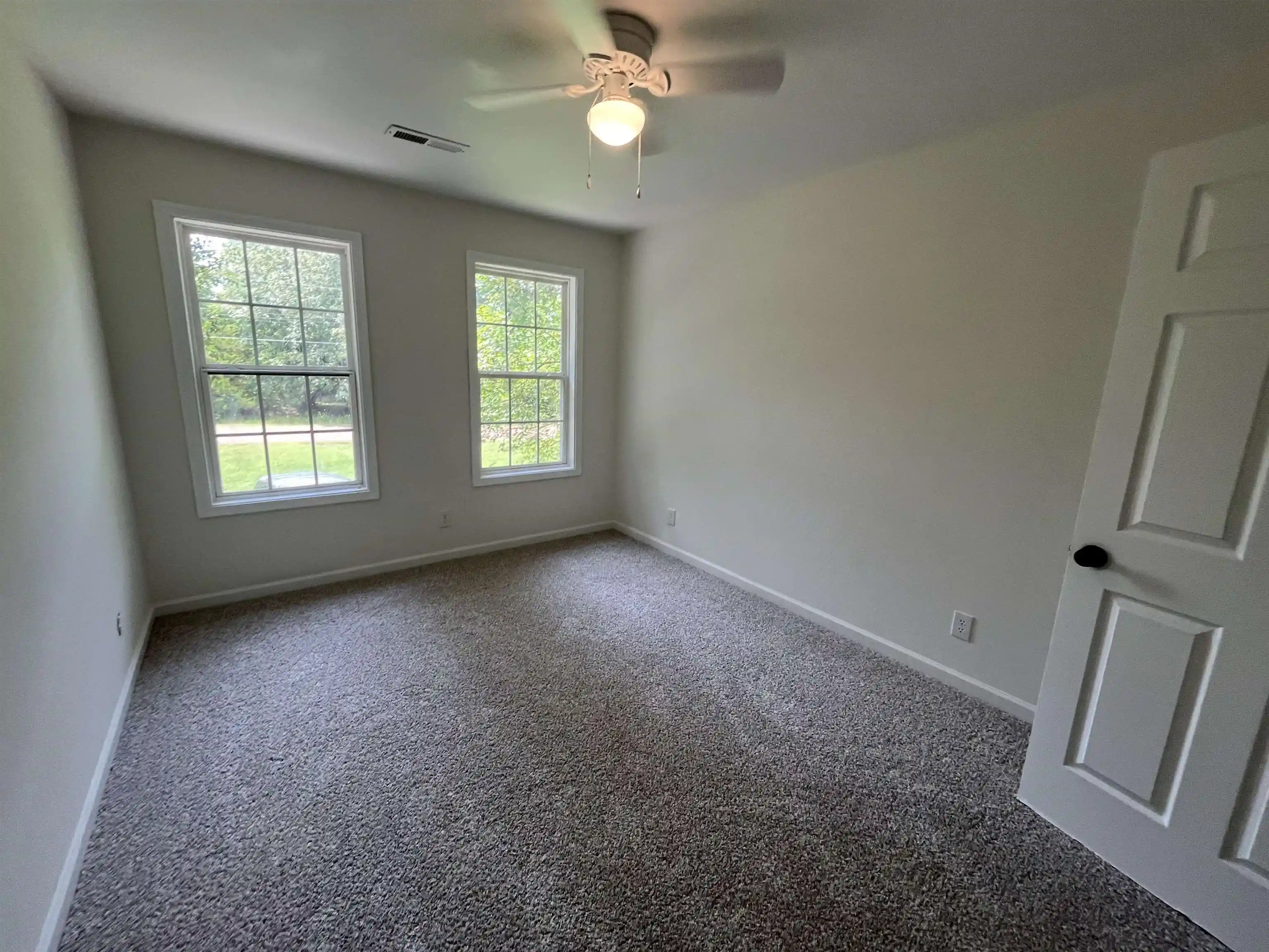 Photo 4 of Single family home for sale at 200 Fairway Dr, Saulsbury, TN 38067 | MLS# 10229347 | Listing updated on 2026-10-09