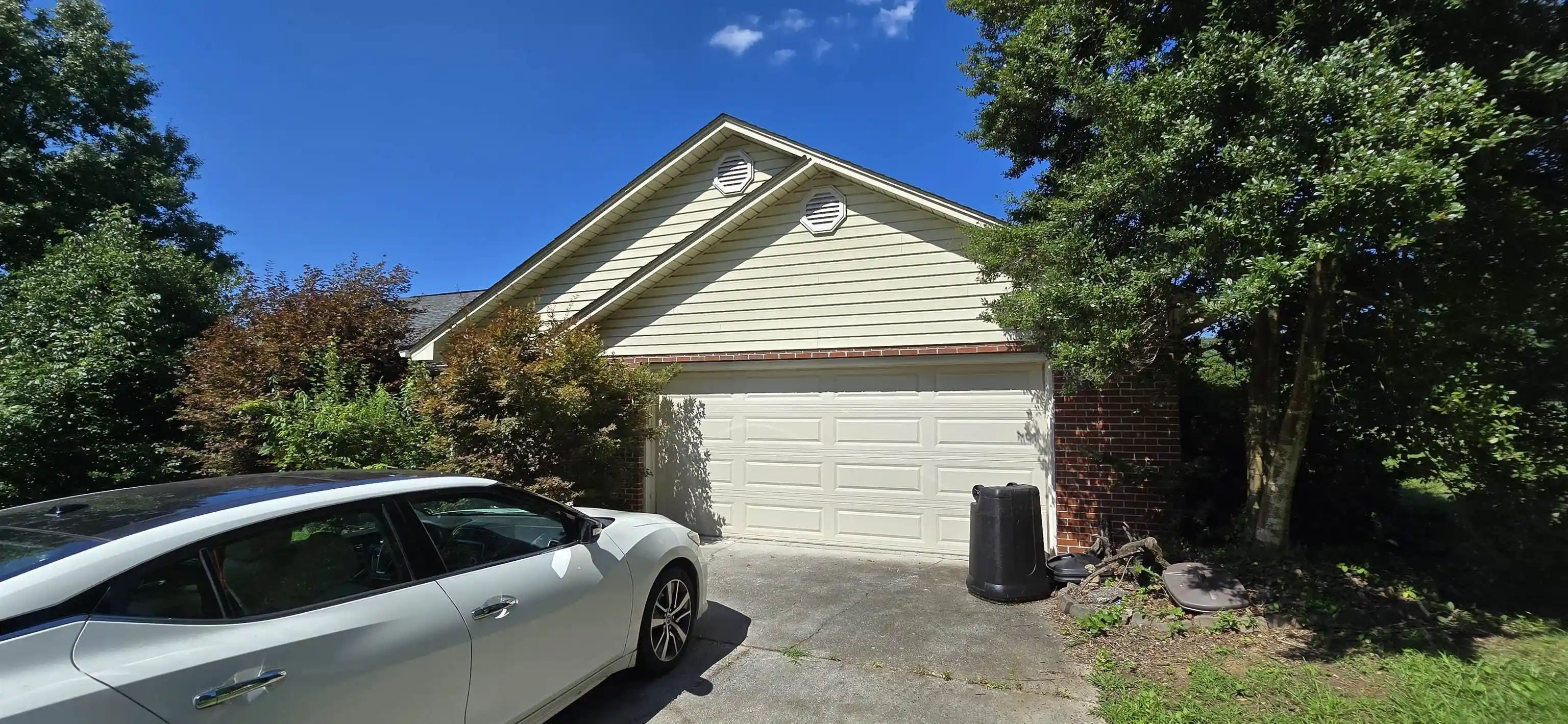 Photo 1 of Single family home for sale at 296 Battlefield Dr, Dandridge, TN 37725 | MLS# 10229351 | Listing updated on 2026-08-28