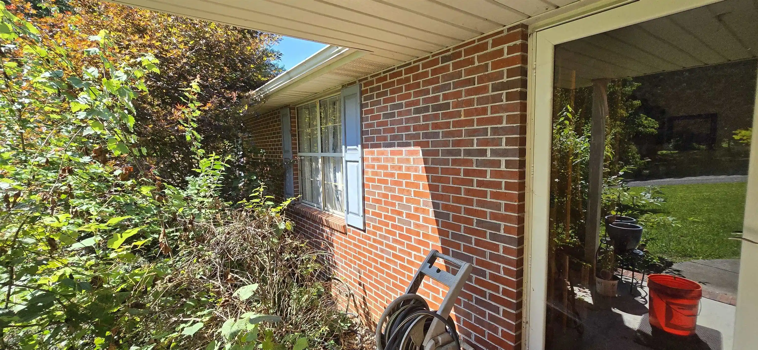 Photo 3 of Single family home for sale at 296 Battlefield Dr, Dandridge, TN 37725 | MLS# 10229351 | Listing updated on 2026-08-28