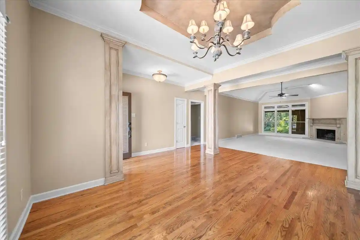 Photo 2 of Sale Pending at 2506 Eagleridge Ln, Memphis, TN 38016 | MLS# 10229352 | Listing updated on 2026-09-04