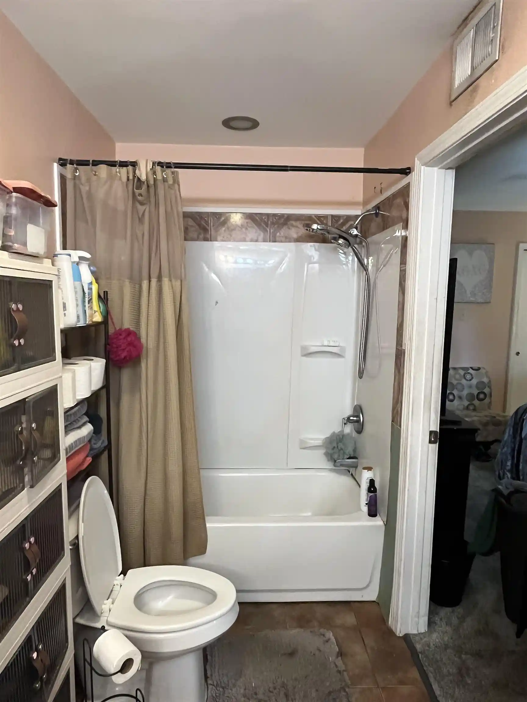Photo 3 of Single family home for sale at 5383 Patrick Henry Dr, Memphis, TN 38134 | MLS# 10229355 | Listing updated on 2026-08-29
