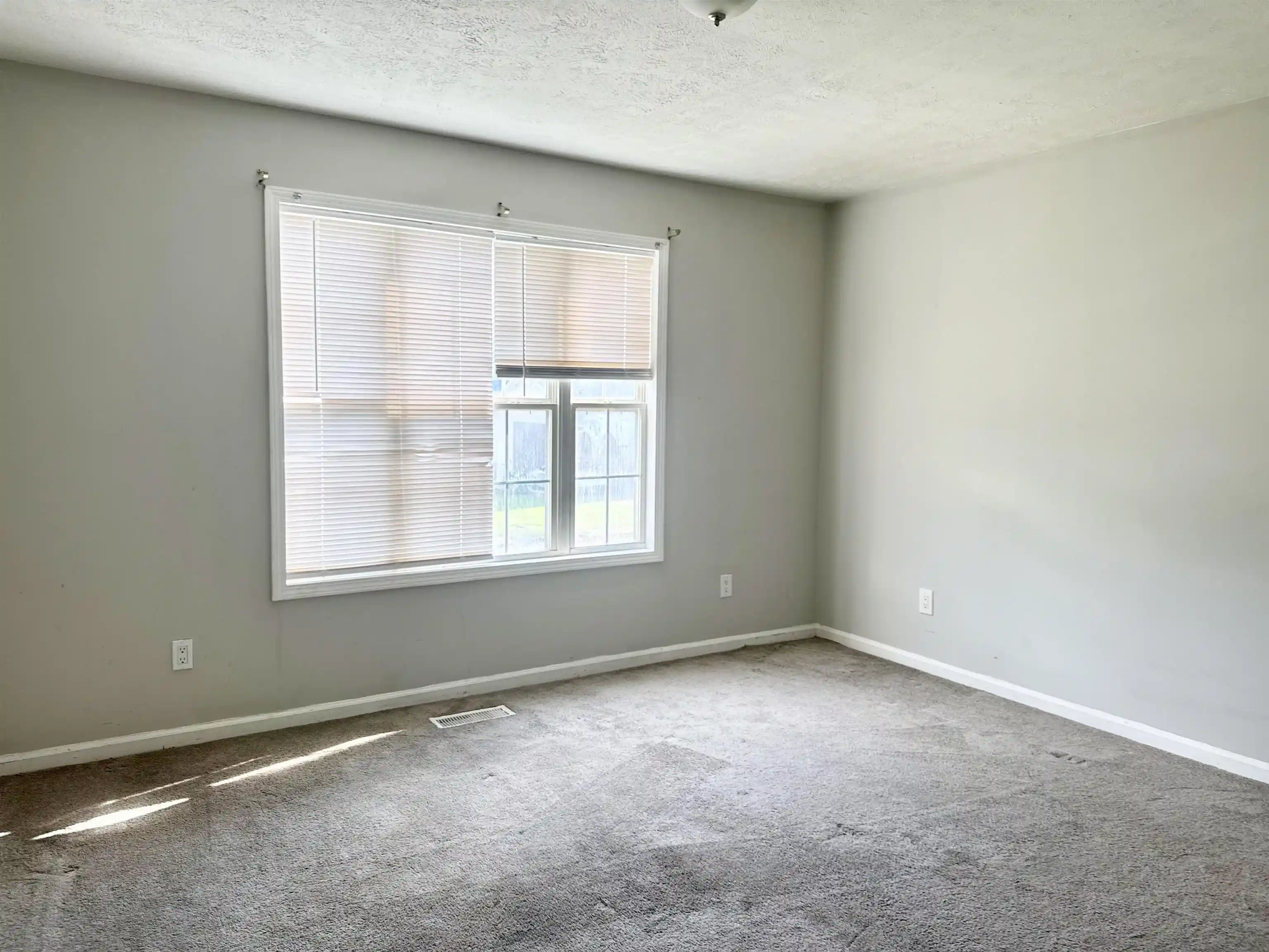 Photo 2 of Single family home for sale at 8 Channing Loop, Brownsville, TN 38012 | MLS# 10229362 | Listing updated on 2026-08-29