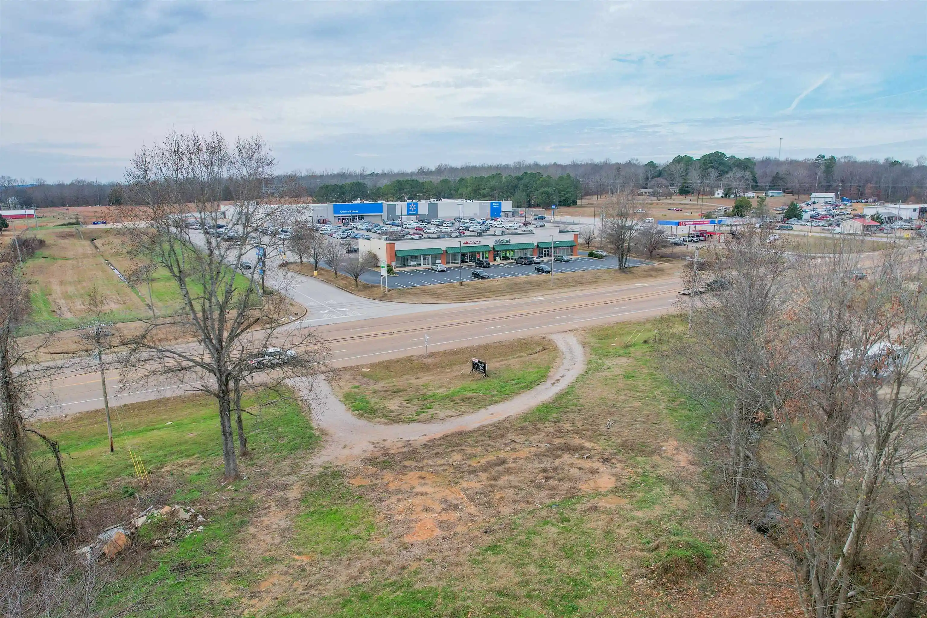 Photo 3 of Land for sale at 1020 Mulberry Ave, Selmer, TN 38375 | MLS# 10229364 | Listing updated on 2026-08-29