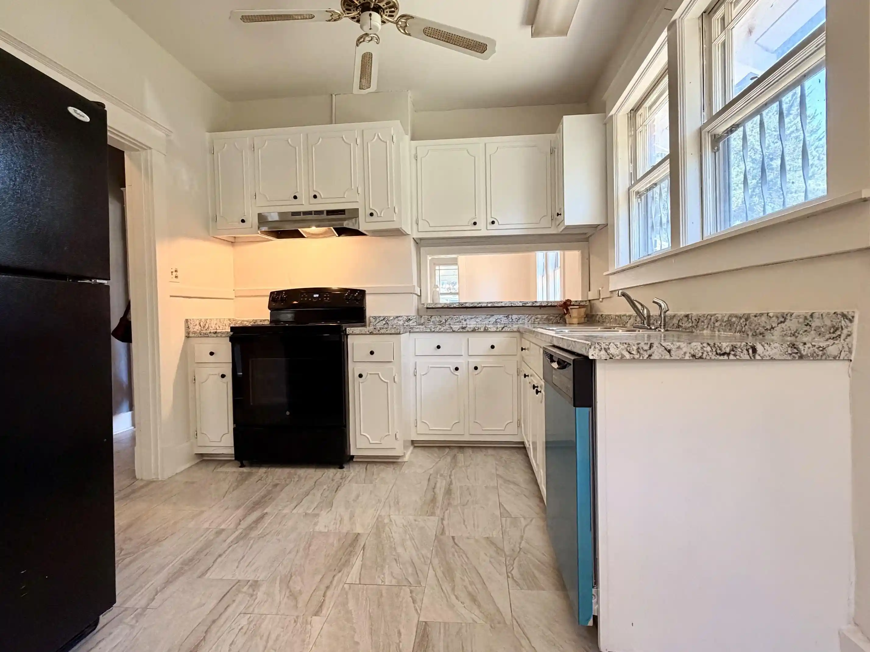Photo 3 of Sale Pending at 1701 Faxon Ave, Memphis, TN 38112 | MLS# 10229365 | Listing updated on 2026-09-08