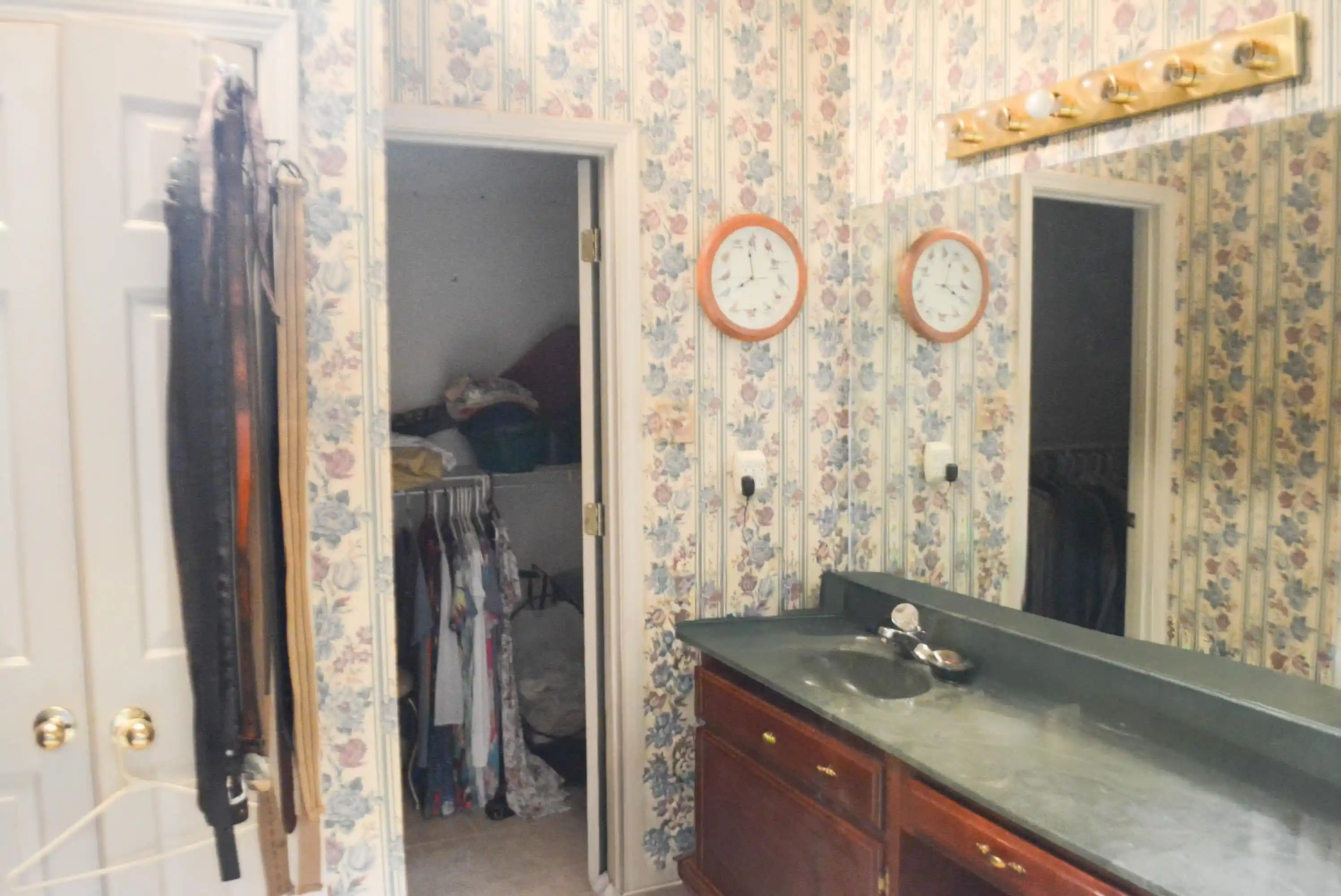 Photo 2 of Sale Pending at 3817 Aaron Cv, Bartlett, TN 38135 | MLS# 10229375 | Listing updated on 2026-09-17