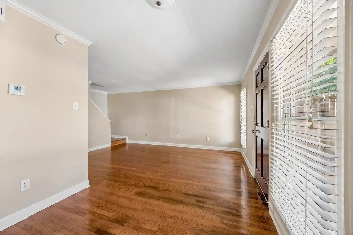 Photo 3 of Townhouse for sale at 1685 Regents Park Dr #B, Memphis, TN 38104 | MLS# 10229377 | Listing updated on 2026-10-08