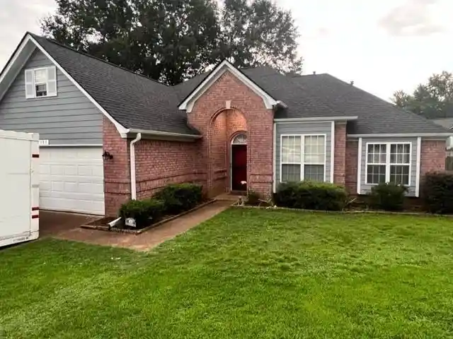 Photo 1 of Single family home for sale at 195 Cross Point Dr, Collierville, TN 38017 | MLS# 10229389 | Listing updated on 2026-09-16