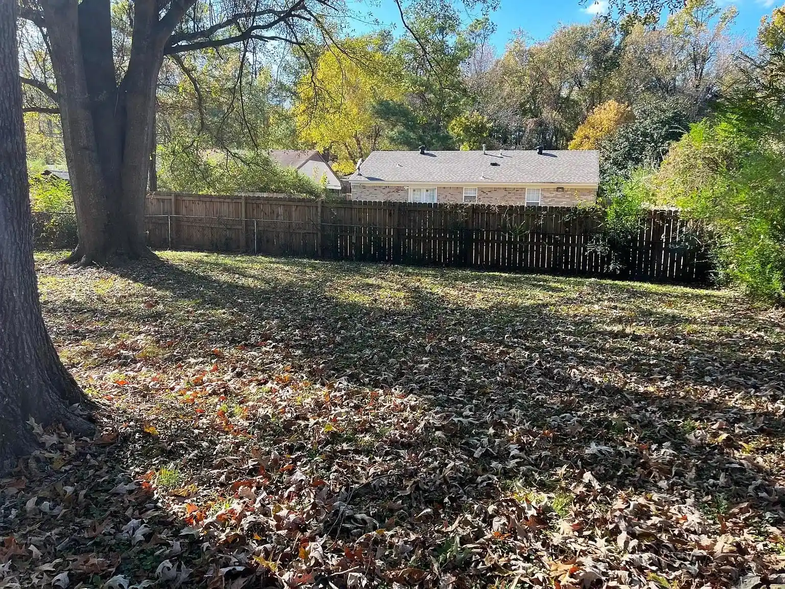 Photo 3 of Single family home for sale at 5255 Broken Oak Dr, Unincorporated, TN 38127 | MLS# 10229394 | Listing updated on 2026-09-12