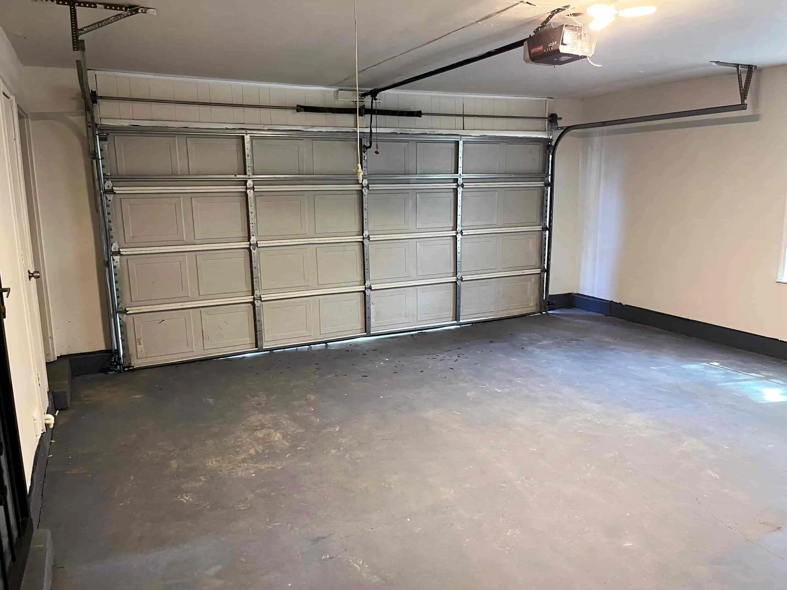 Photo 3 of Single family home for sale at 709 Belmont Dr, West Memphis, AR 72301 | MLS# 10229397 | Listing updated on 2026-09-12