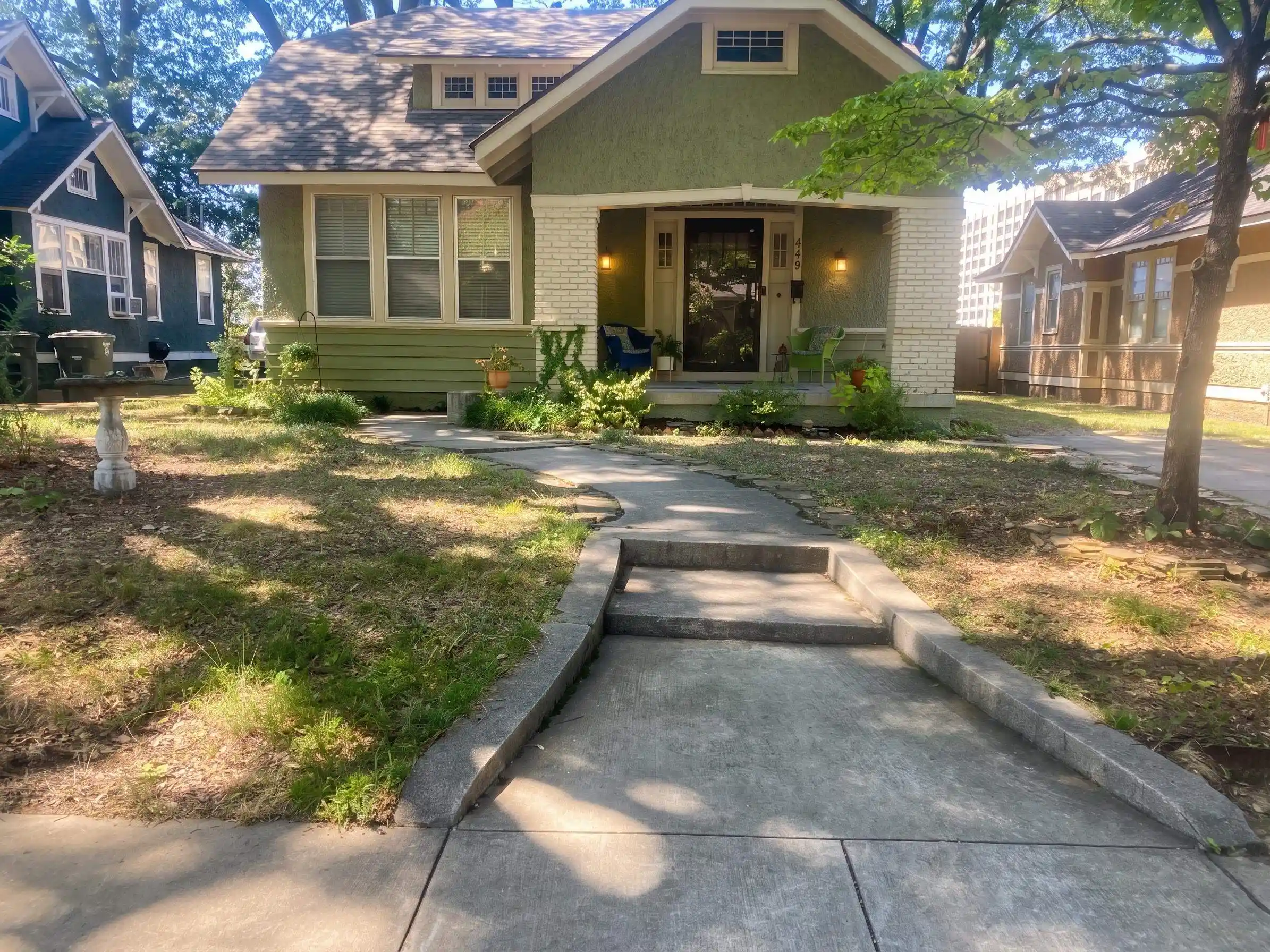 Photo 1 of Single family home for sale at 449 Garland St, Memphis, TN 38104 | MLS# 10229400 | Listing updated on 2026-09-13