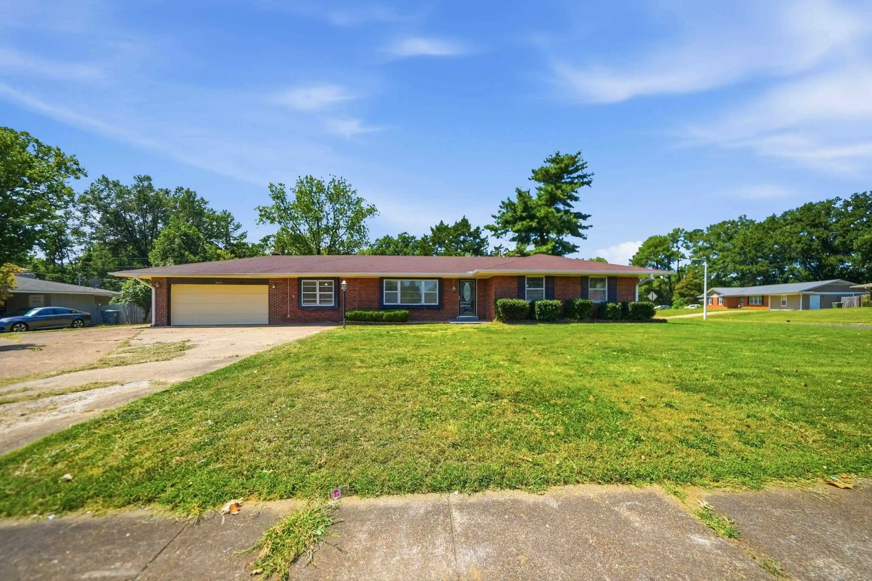 Photo 1 of Single family home for sale at 5073 Whitworth Rd, Memphis, TN 38116 | MLS# 10229416 | Listing updated on 2026-08-31