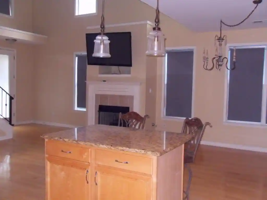 Photo 2 of Single family home for sale at 1172 Harbor River Dr, Memphis, TN 38103 | MLS# 10229423 | Listing updated on 2026-09-23