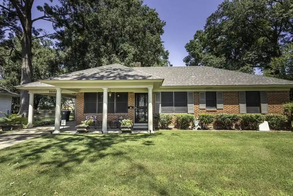 Photo 1 of Single family home for sale at 5044 Whitewater Cv, Memphis, TN 38117 | MLS# 10229424 | Listing updated on 2026-08-31