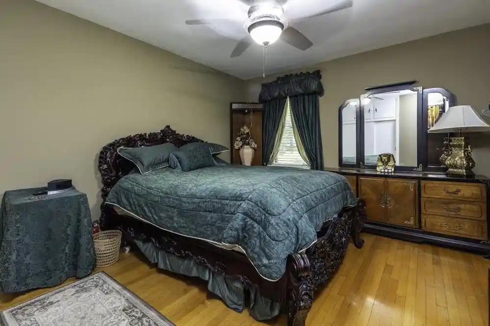 Photo 3 of Single family home for sale at 5044 Whitewater Cv, Memphis, TN 38117 | MLS# 10229424 | Listing updated on 2026-08-31