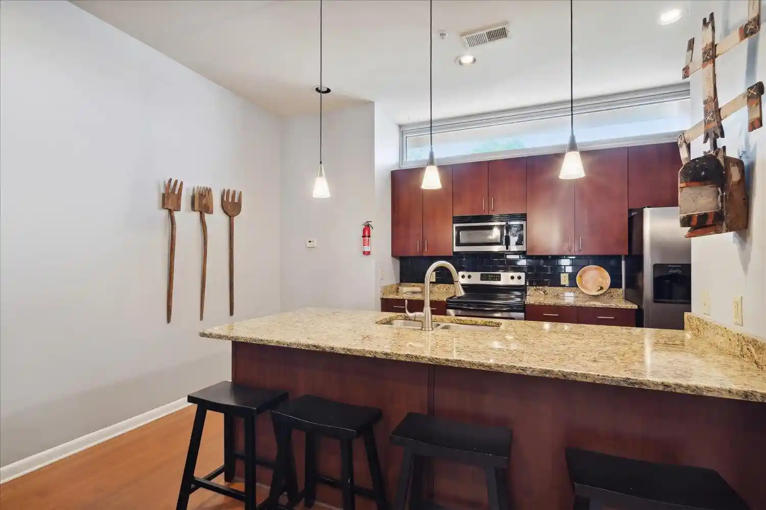 Photo 3 of Sale Pending at 449 Monroe Ave #105, Memphis, TN 38103 | MLS# 10229426 | Listing updated on 2026-09-19