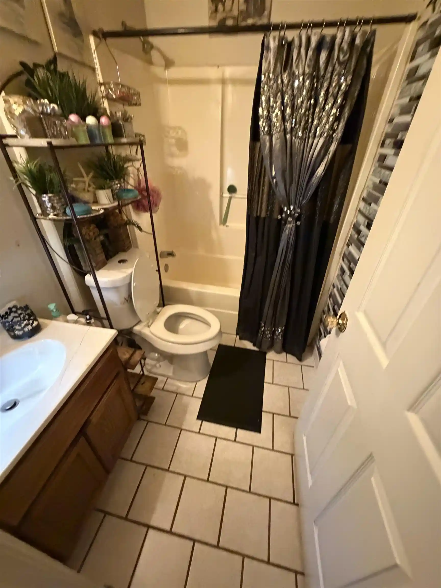 Photo 3 of Single family home for sale at 2139 Shannon Ave, Memphis, TN 38108 | MLS# 10229435 | Listing updated on 2026-09-01