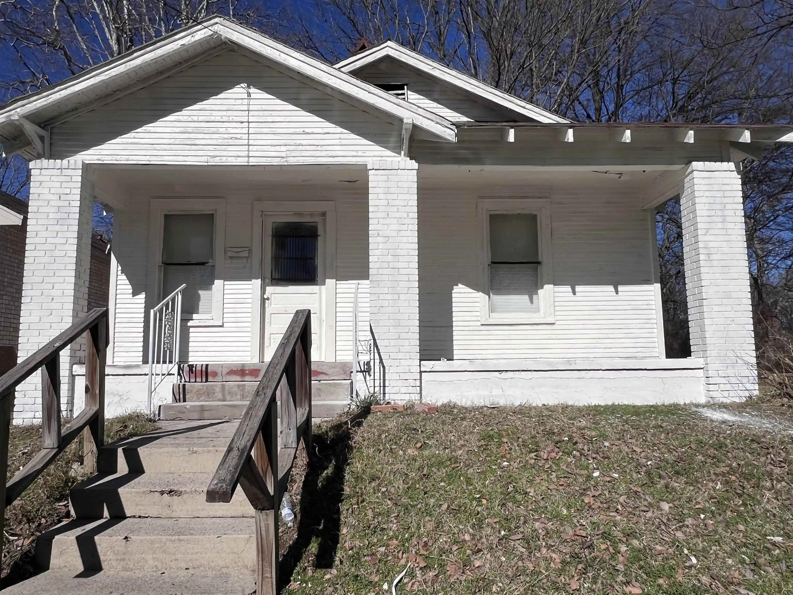 Photo 1 of Single family home for sale at 318 Cambridge Ave, Memphis, TN 38106 | MLS# 10229442 | Listing updated on 2026-08-31