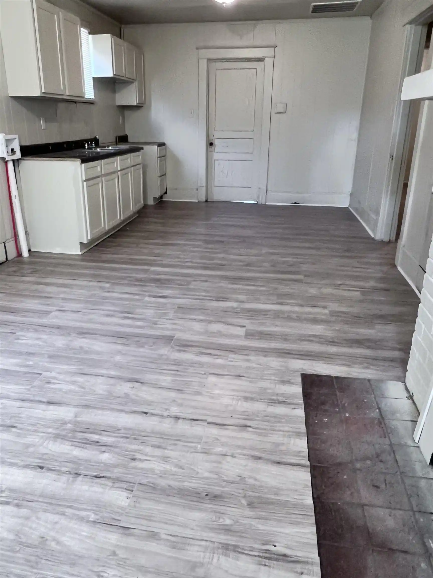 Photo 3 of Single family home for sale at 318 Cambridge Ave, Memphis, TN 38106 | MLS# 10229442 | Listing updated on 2026-08-31