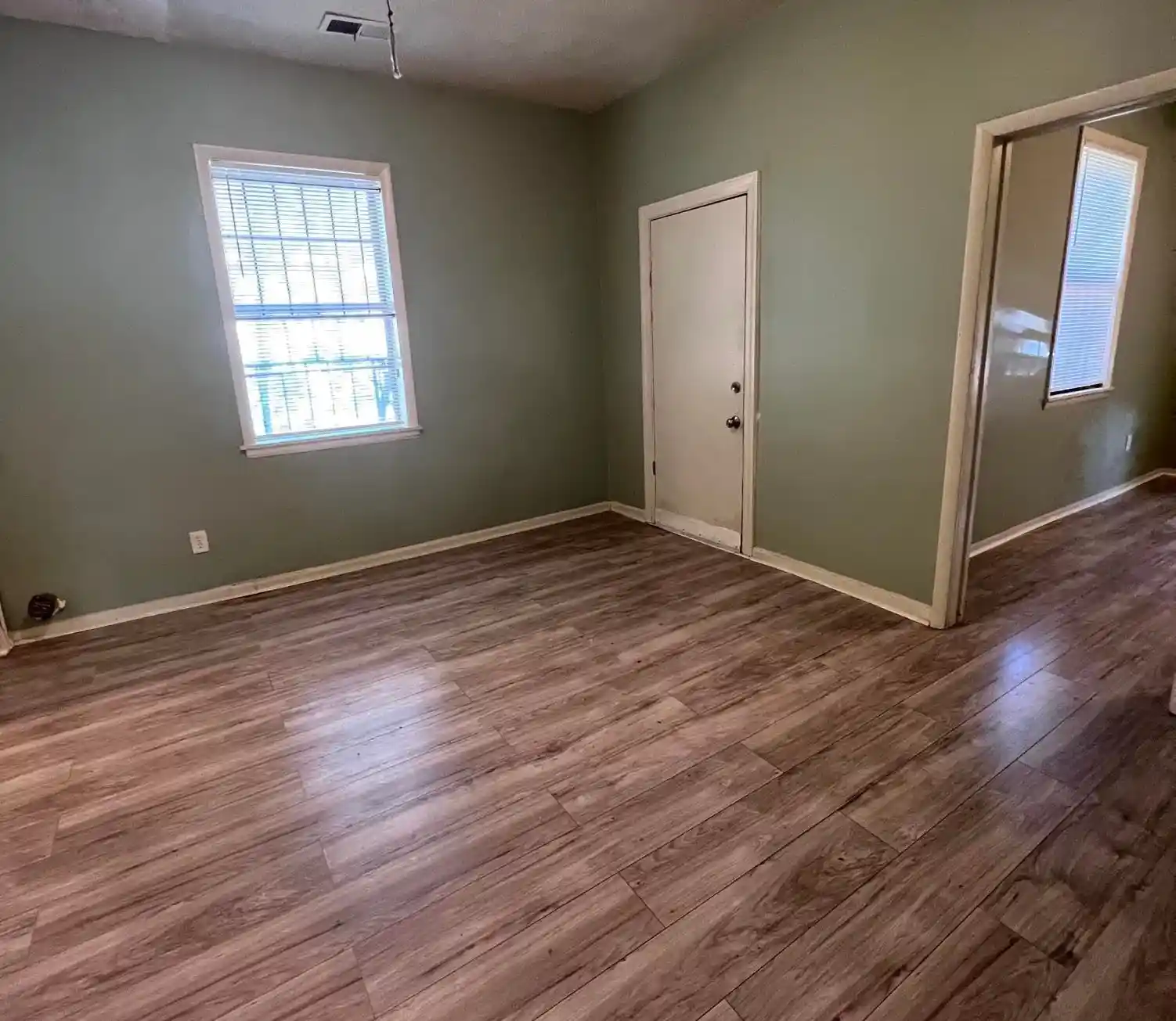 Photo 4 of Single family home for sale at 1409 Adelaide St, Memphis, TN 38106 | MLS# 10229446 | Listing updated on 2026-08-31