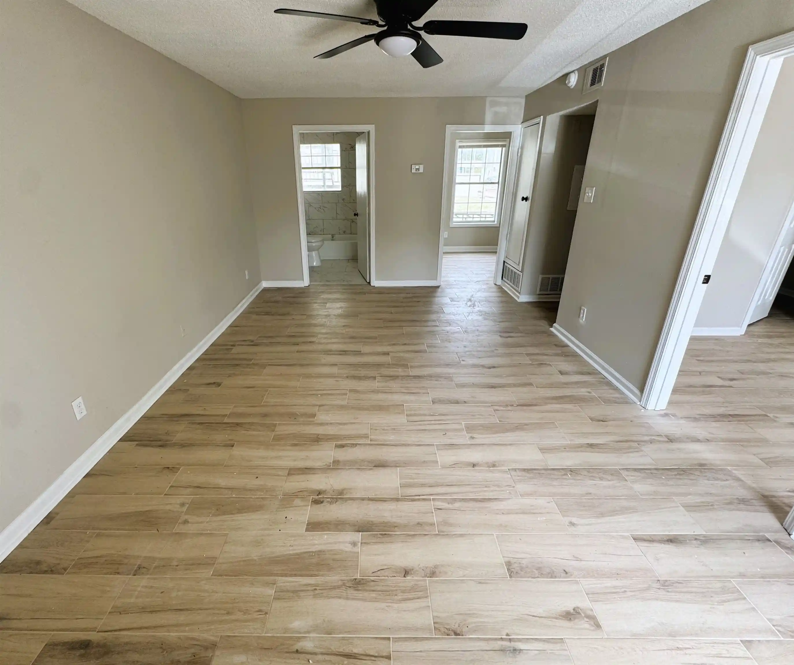 Photo 4 of House for sale at 3439 Southern Ave, Memphis, TN 38111 | MLS# 10229457 | Listing updated on 2026-09-05