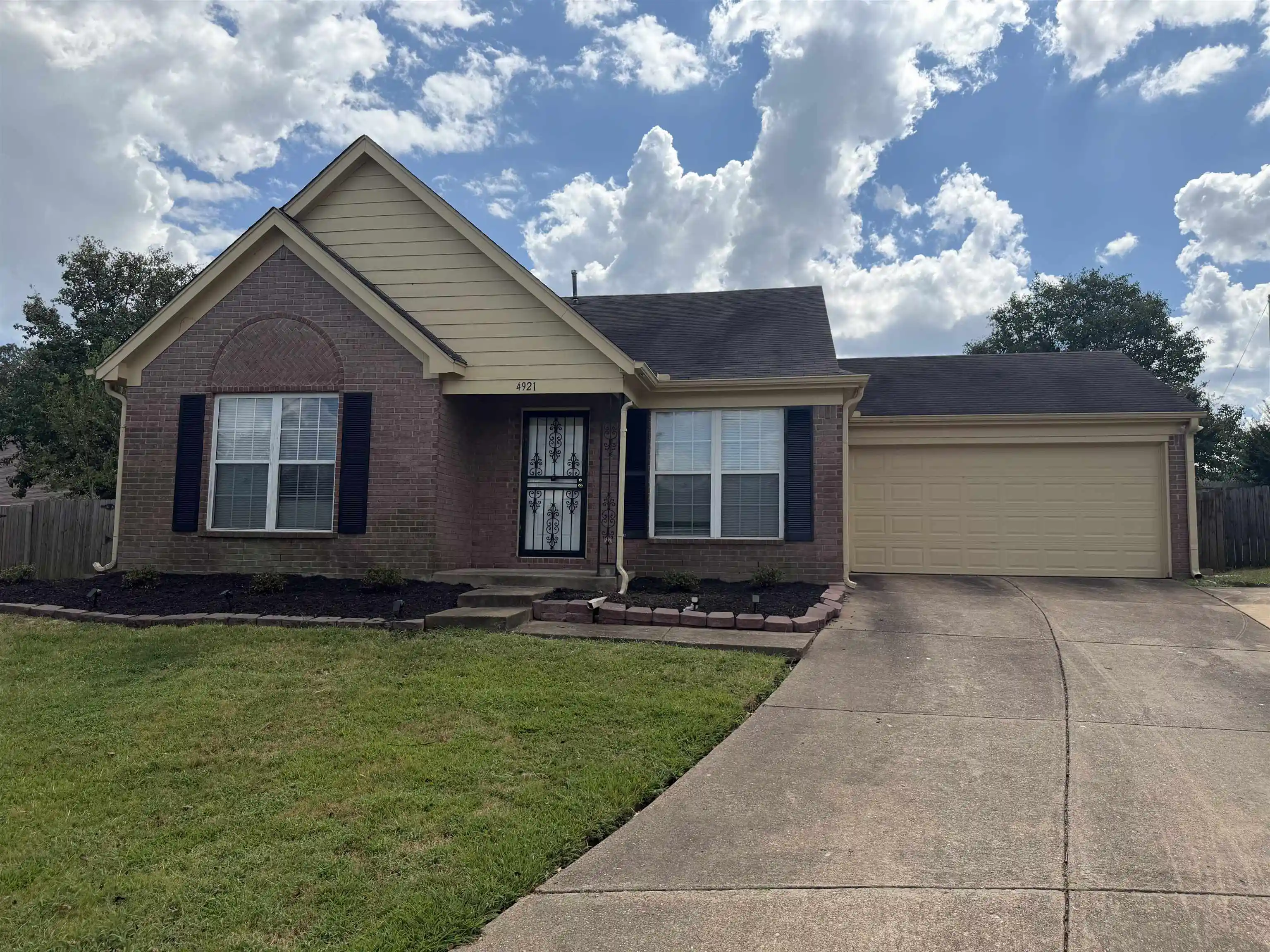 Photo 1 of Single family home for sale at 4921 Top Notch Loop, Memphis, TN 38125 | MLS# 10229465 | Listing updated on 2026-08-31