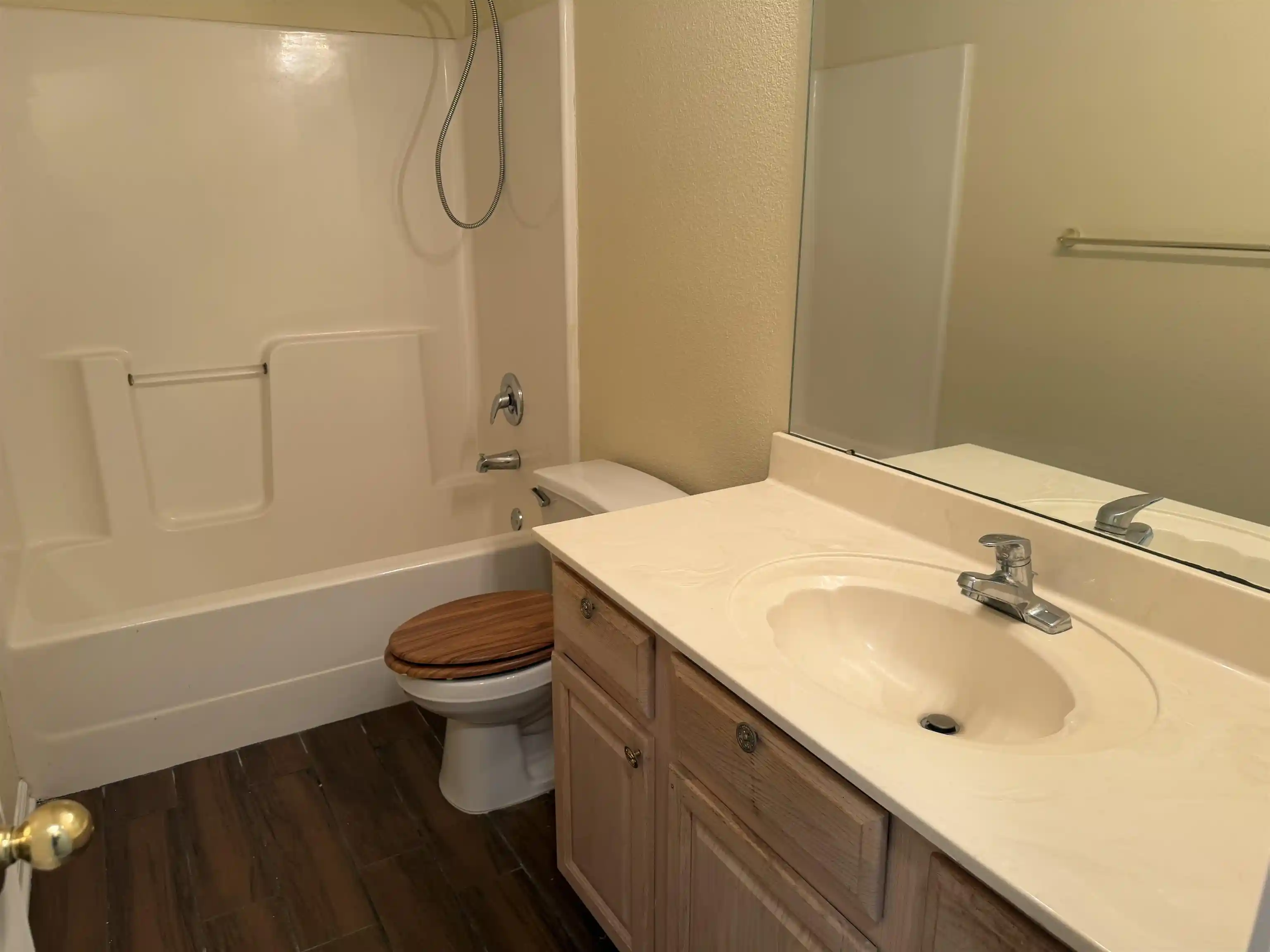 Photo 3 of Single family home for sale at 4921 Top Notch Loop, Memphis, TN 38125 | MLS# 10229465 | Listing updated on 2026-08-31