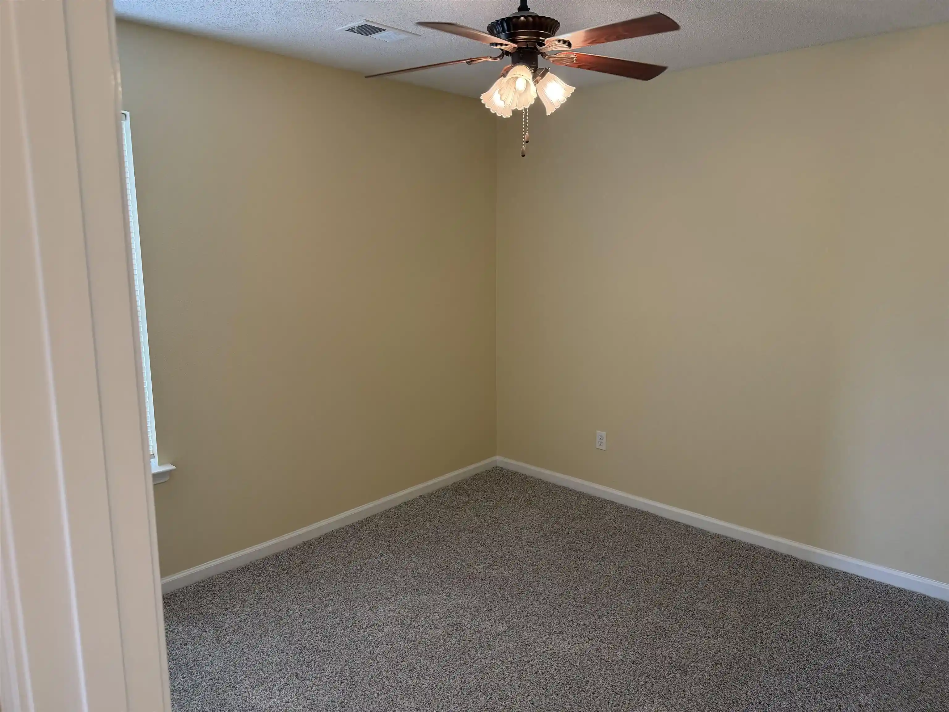Photo 3 of Single family home for sale at 4921 Top Notch Loop, Memphis, TN 38125 | MLS# 10229465 | Listing updated on 2026-08-31