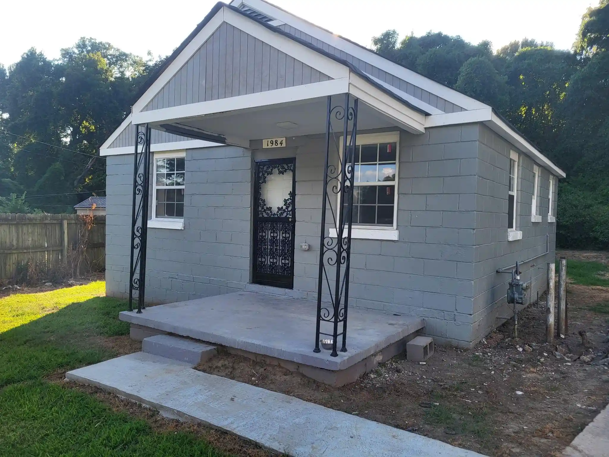 Photo 1 of Single family home for sale at 1984 N Dianne Cir, Memphis, TN 38114 | MLS# 10229480 | Listing updated on 2026-09-01