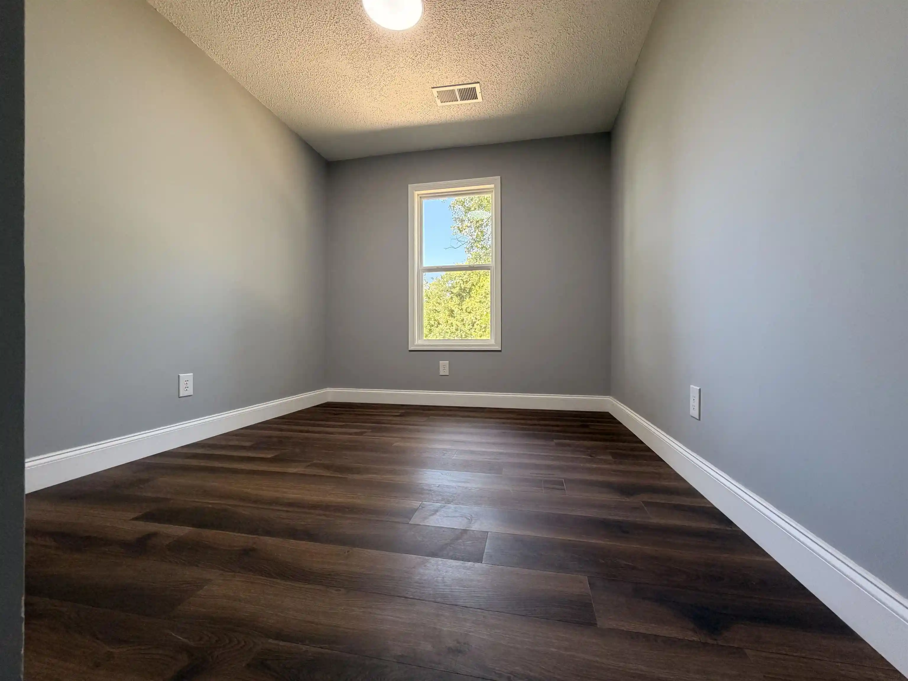 4th image of 1320 Hornbrook St, Dyersburg, TN 38024 | MLS# 10229481