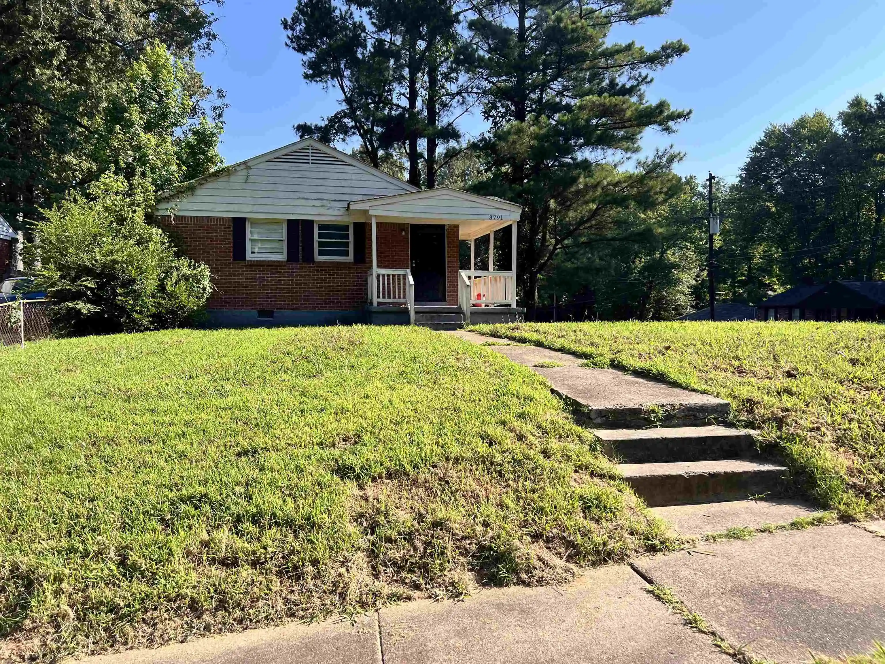 Photo 2 of Single family home for sale at 3791 Marvin St, Memphis, TN 38127 | MLS# 10229487 | Listing updated on 2026-09-01