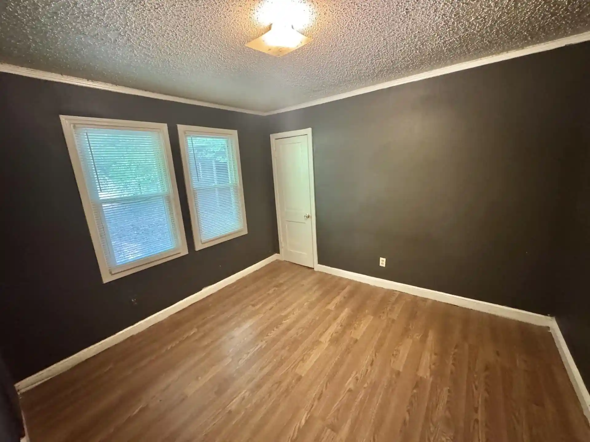Photo 2 of Single family home for sale at 1565 Havana St, Memphis, TN 38106 | MLS# 10229492 | Listing updated on 2026-09-01