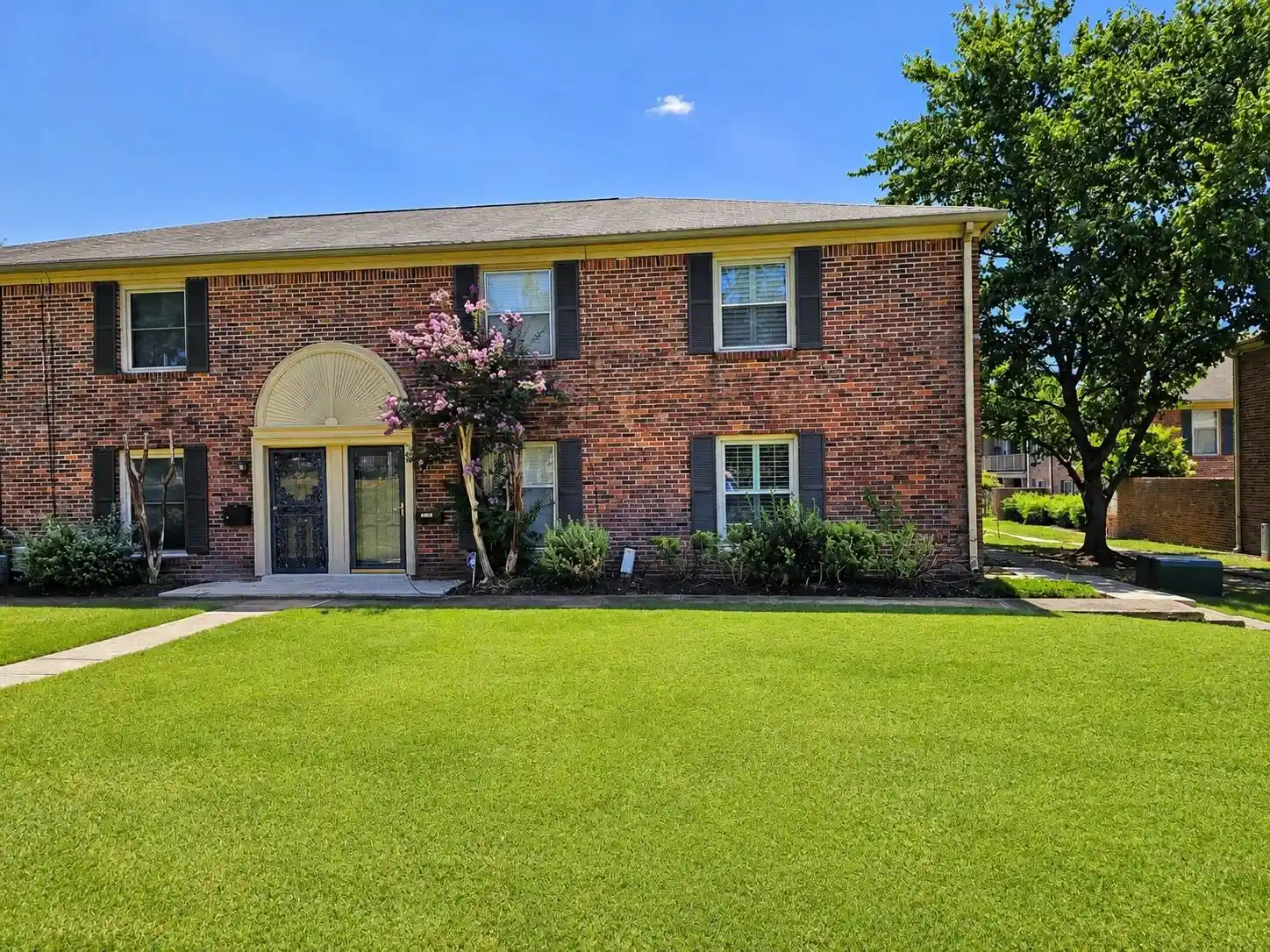 Photo 1 of Townhouse for sale at 5921 Park Ave #1, Memphis, TN 38119 | MLS# 10229501 | Listing updated on 2026-09-01