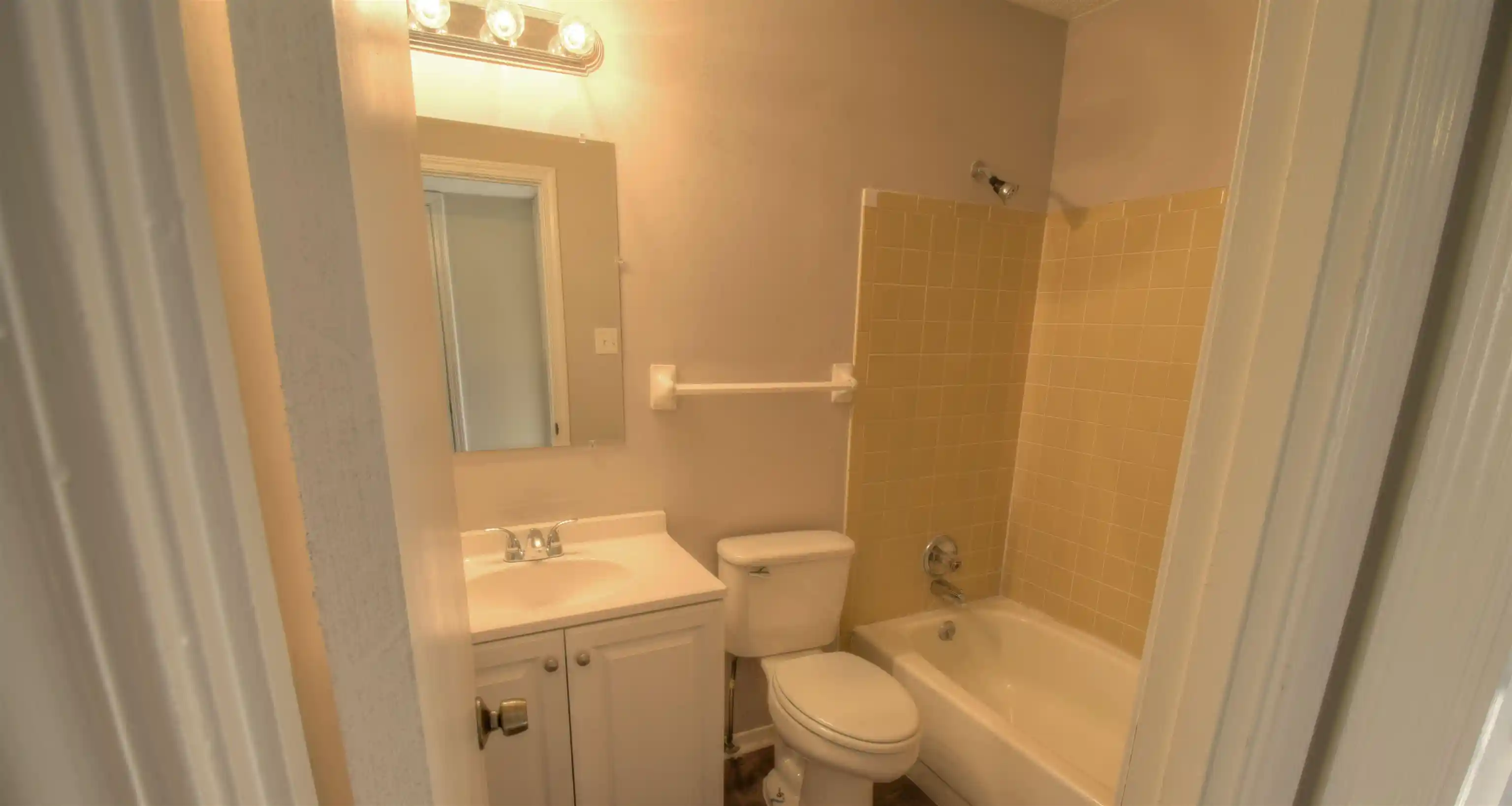 Photo 3 of Sale Pending at 4957 Shelter Cv, Memphis, TN 38118 | MLS# 10229503 | Listing updated on 2026-09-08