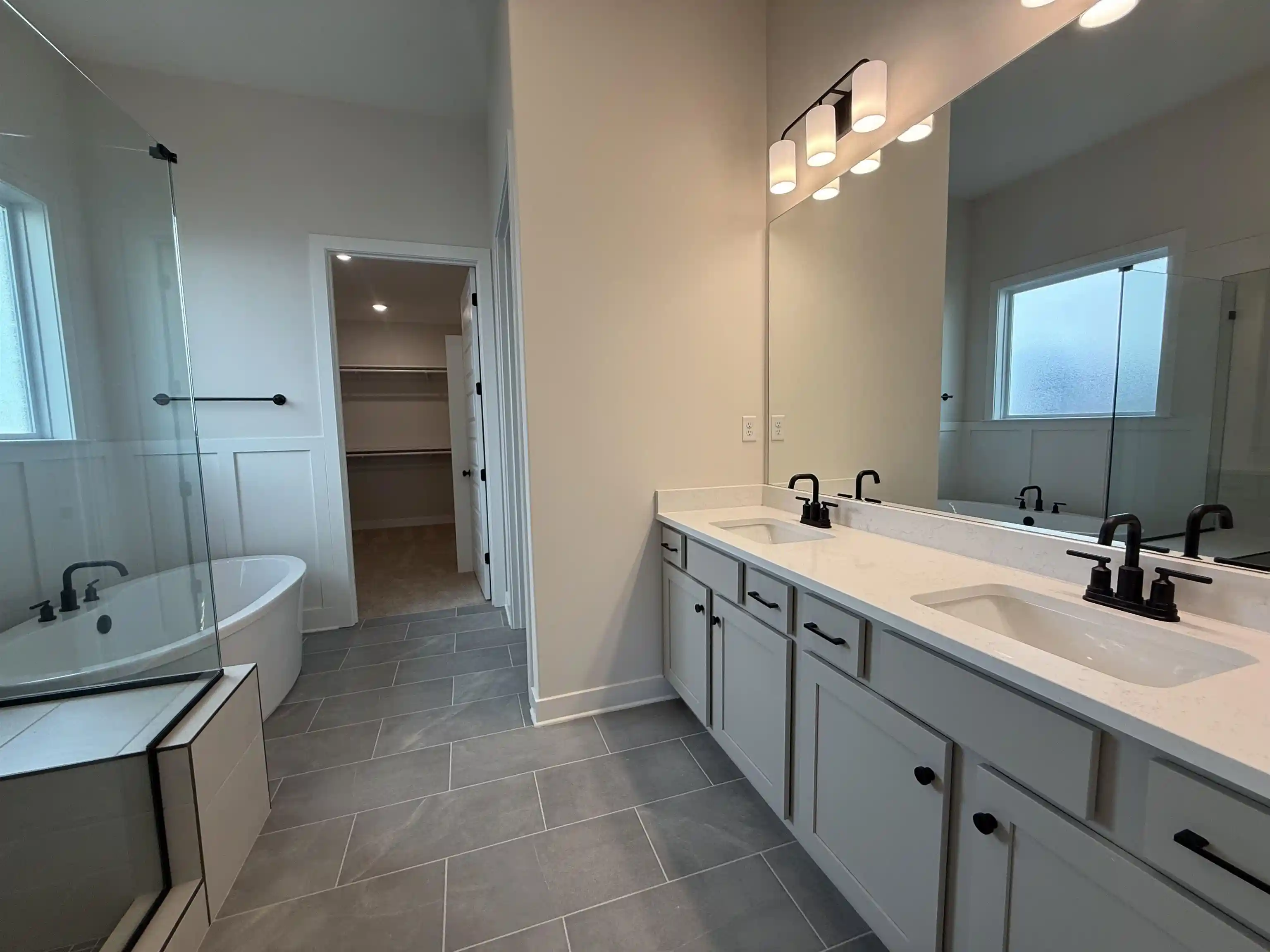 Photo 3 of Single family home for sale at 3138 Mannington Dr, Bartlett, TN 38135 | MLS# 10229516 | Listing updated on 2026-09-18