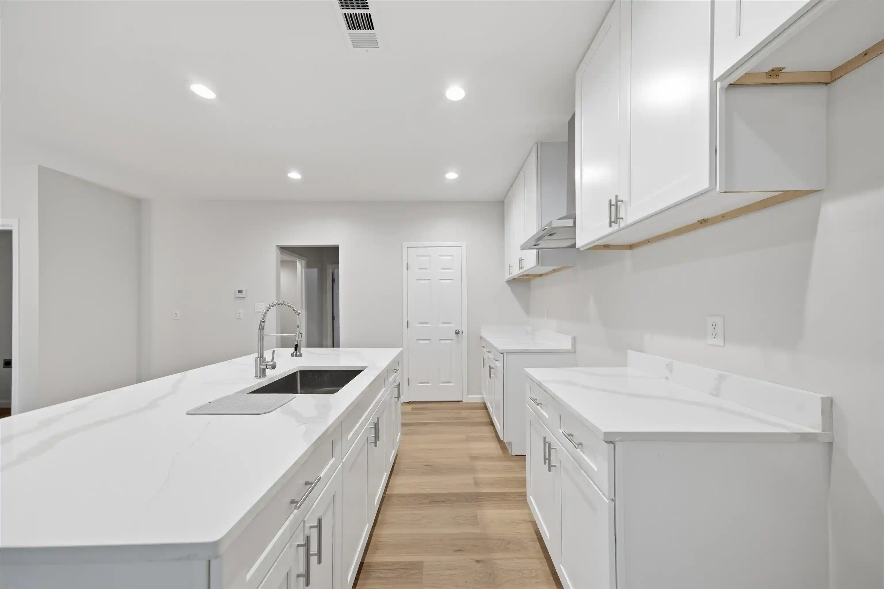 Photo 16 of Single family home for sale at 258 N Hollywood St, Memphis, TN 38112 | MLS# 10229527 | Listing updated on 2026-10-07