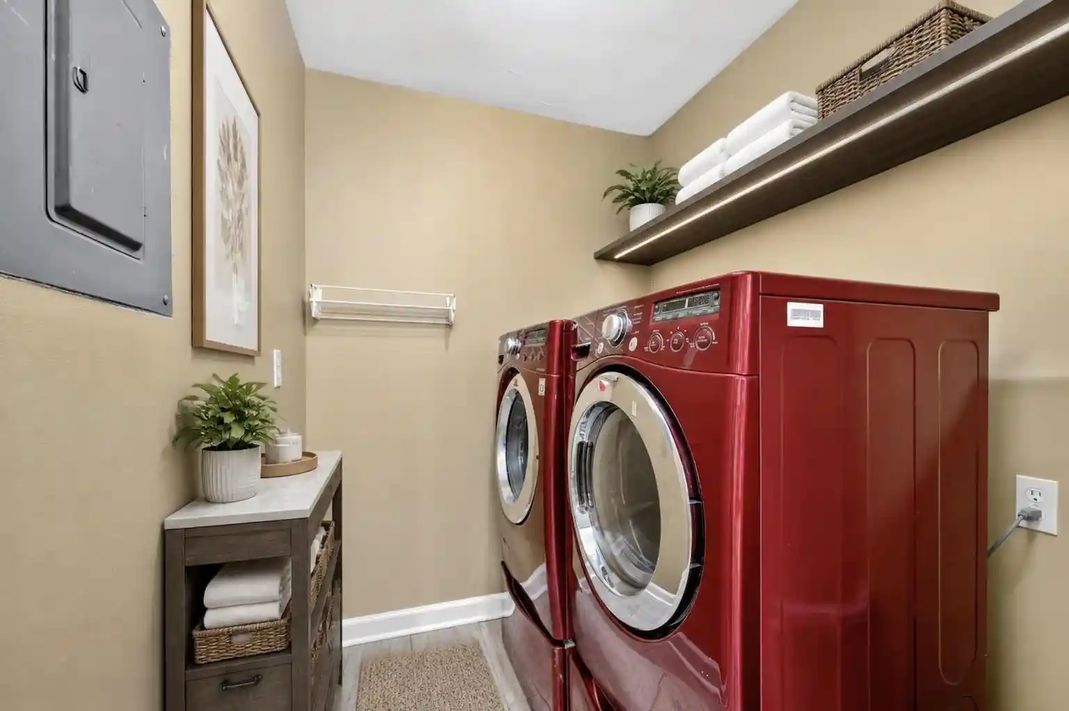 Photo 3 of Condo for sale at 200 Wagner Pl #805, Memphis, TN 38103 | MLS# 10229528 | Listing updated on 2026-09-03