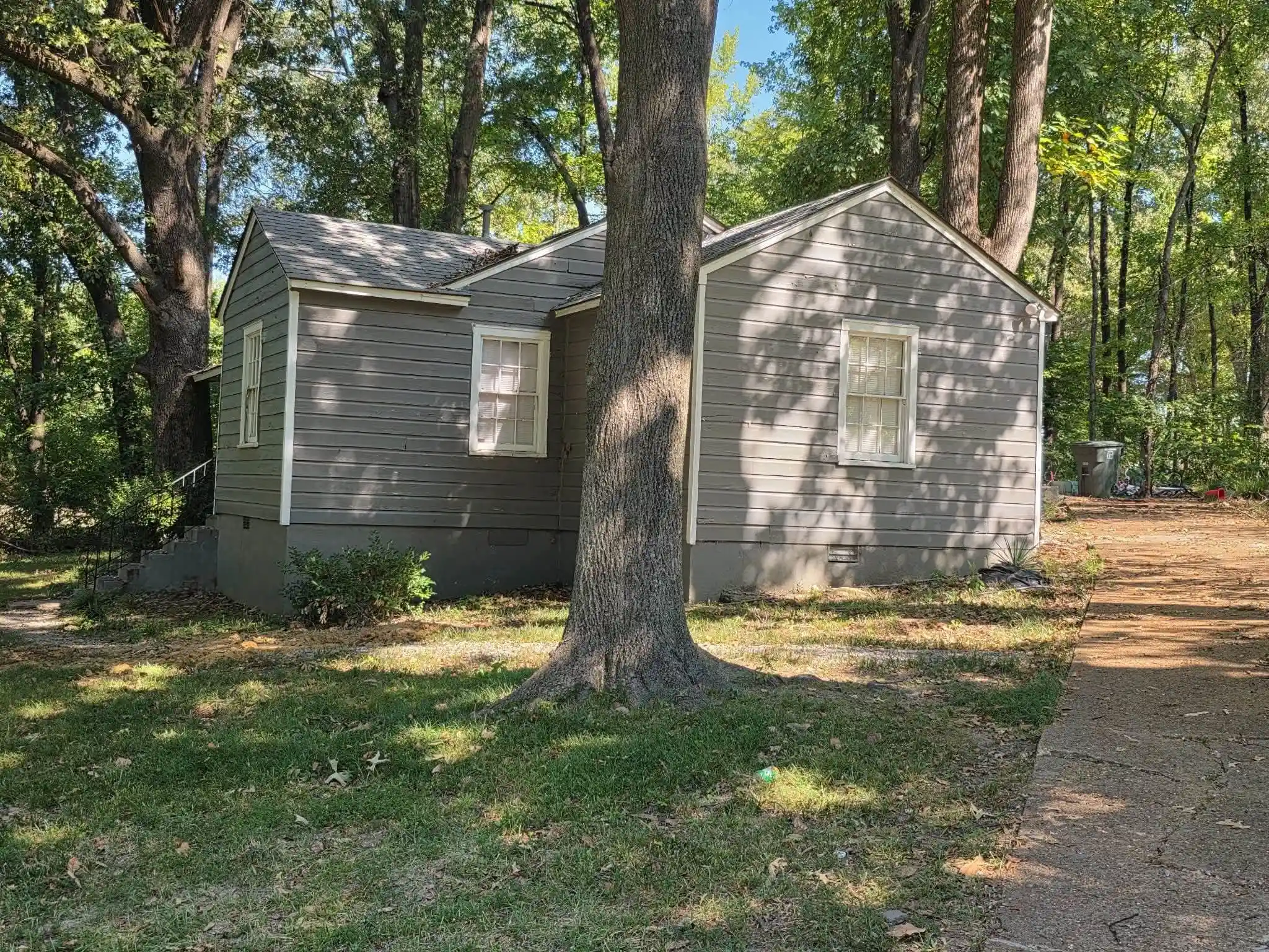 Photo 2 of Single family home for sale at 3920 Michael Rd, Memphis, TN 38116 | MLS# 10229546 | Listing updated on 2026-09-01