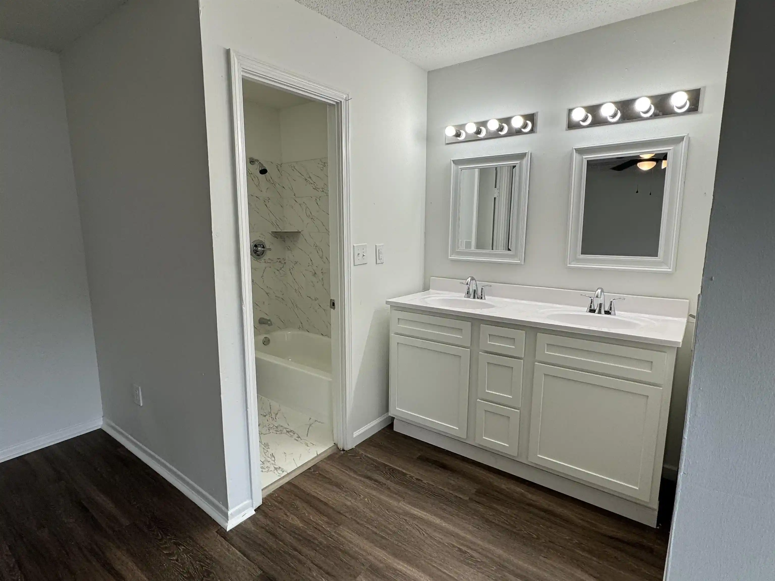 Photo 2 of Sale Pending at 4999 Tradewind Ter, Memphis, TN 38118 | MLS# 10229547 | Listing updated on 2026-09-17