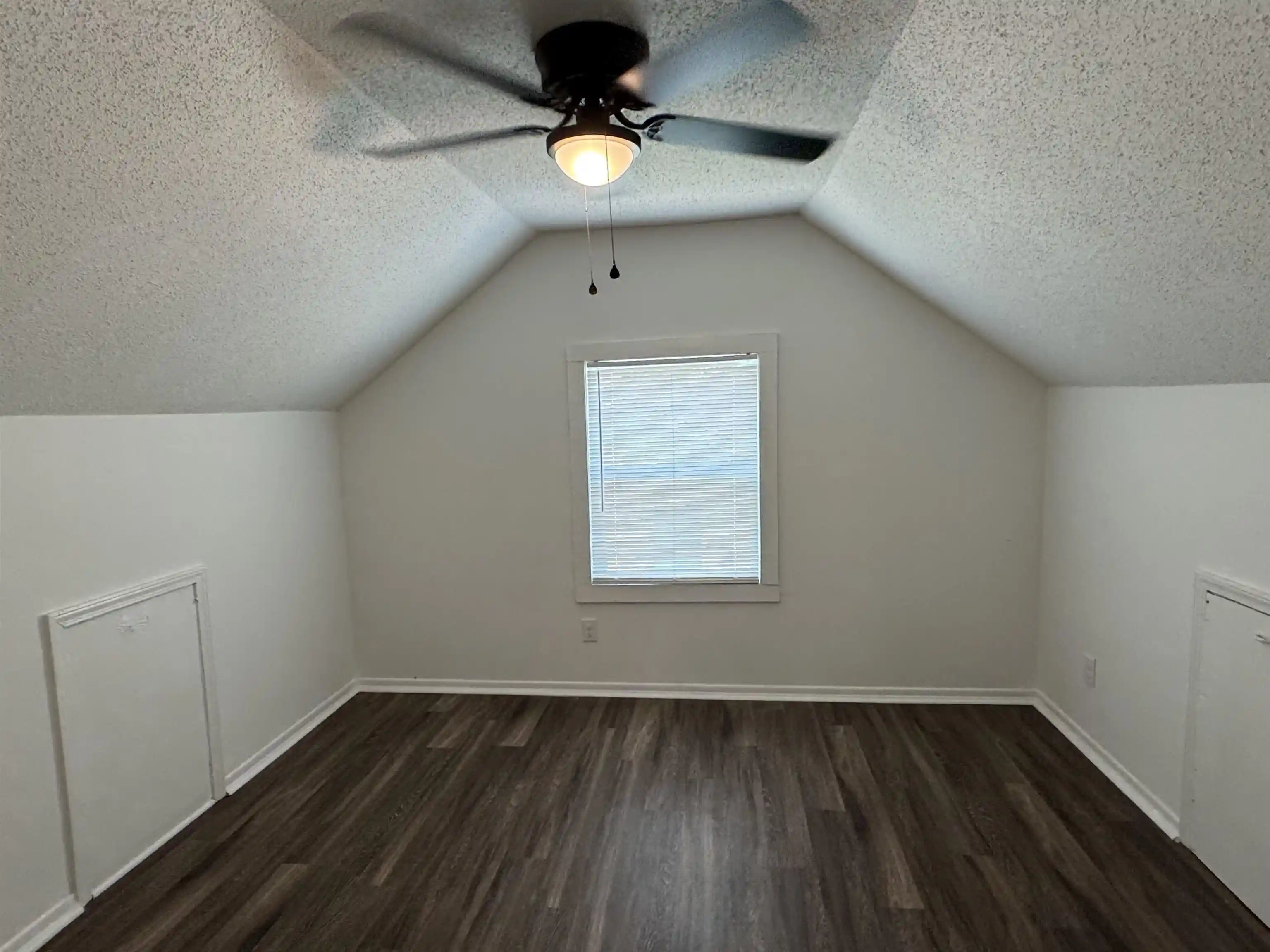 Photo 4 of Sale Pending at 4999 Tradewind Ter, Memphis, TN 38118 | MLS# 10229547 | Listing updated on 2026-09-17