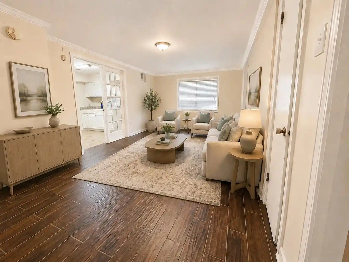 Photo 3 of Sale Pending at 4184 Lansford Dr, Memphis, TN 38128 | MLS# 10229580 | Listing updated on 2026-09-16