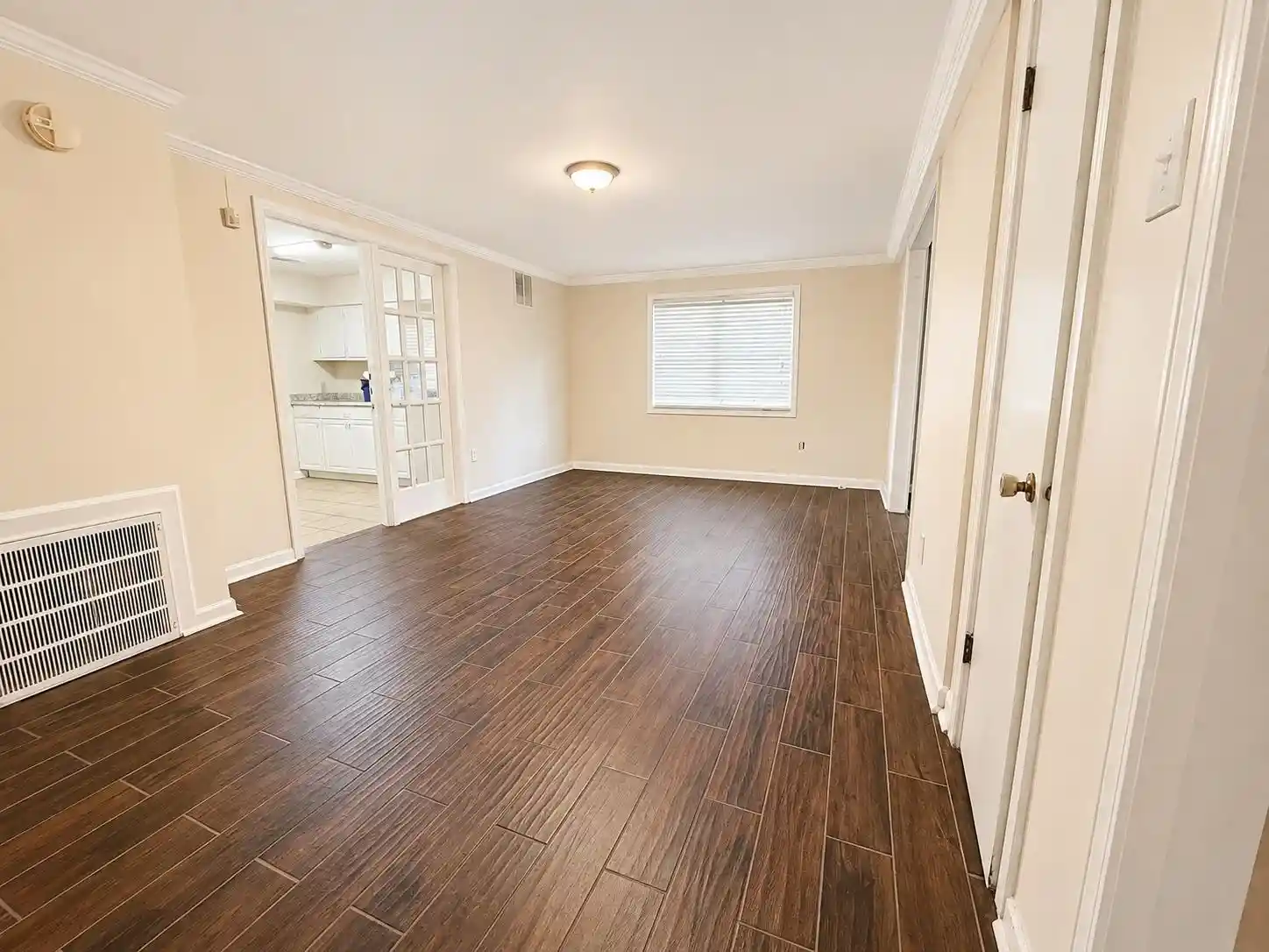 Photo 4 of Sale Pending at 4184 Lansford Dr, Memphis, TN 38128 | MLS# 10229580 | Listing updated on 2026-09-16