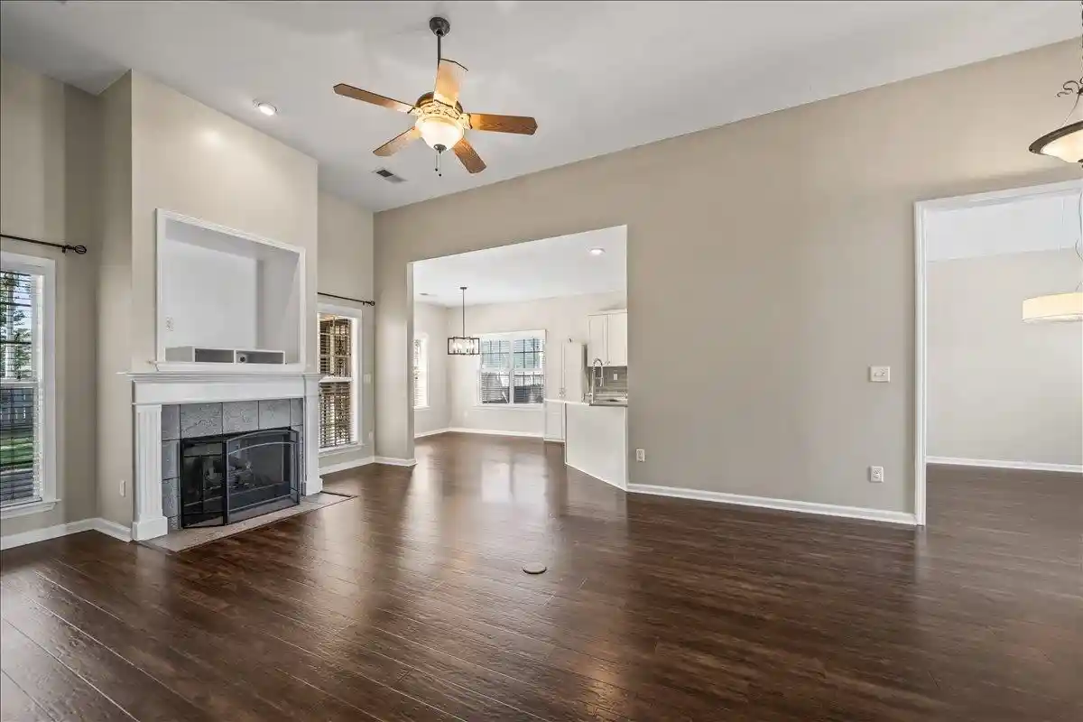 Photo 2 of Single family home for sale at 10461 Ashboro Dr, Collierville, TN 38017 | MLS# 10229589 | Listing updated on 2026-09-02