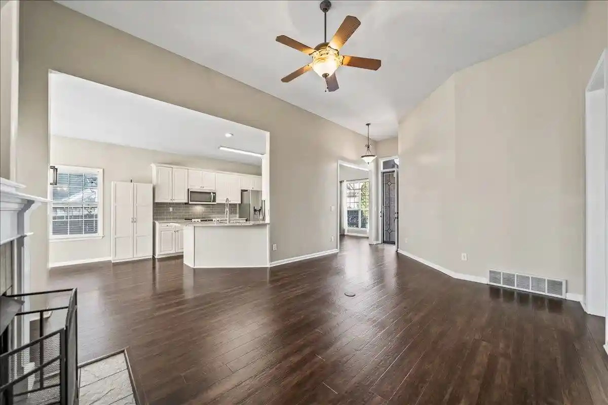 Photo 3 of Single family home for sale at 10461 Ashboro Dr, Collierville, TN 38017 | MLS# 10229589 | Listing updated on 2026-09-02
