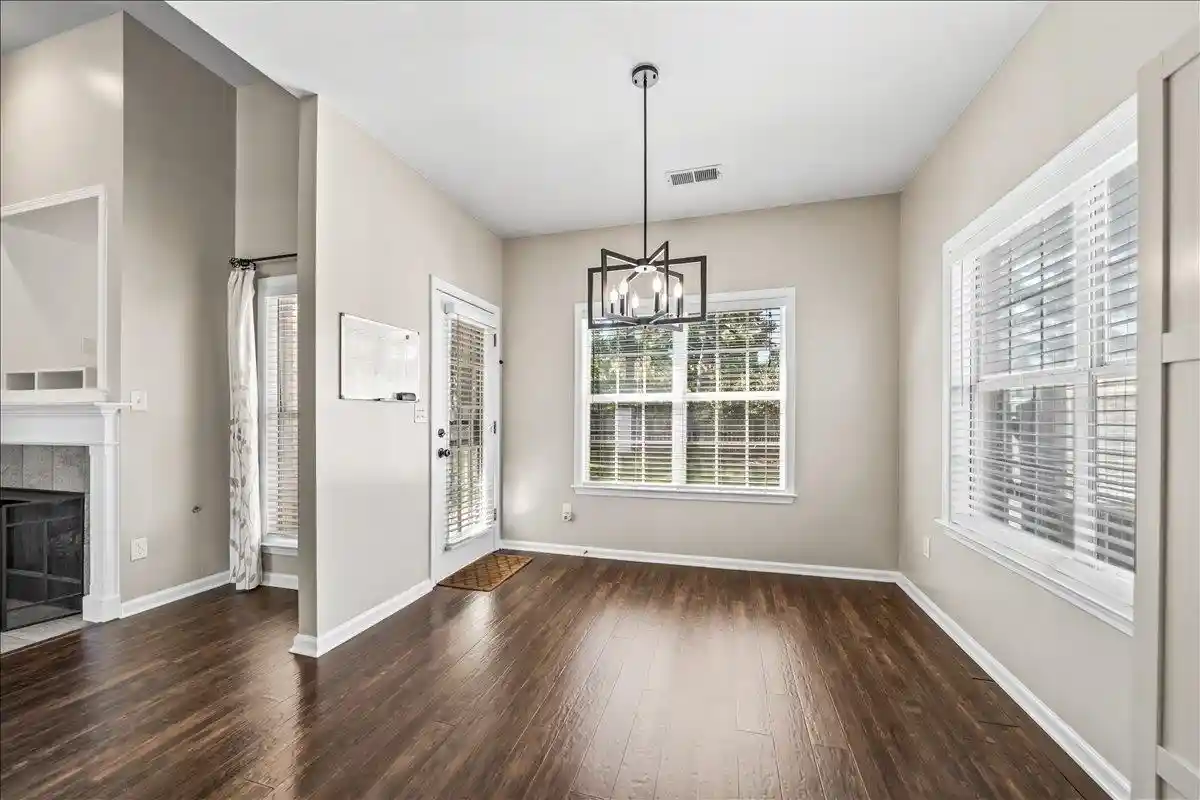 Photo 4 of Single family home for sale at 10461 Ashboro Dr, Collierville, TN 38017 | MLS# 10229589 | Listing updated on 2026-09-02