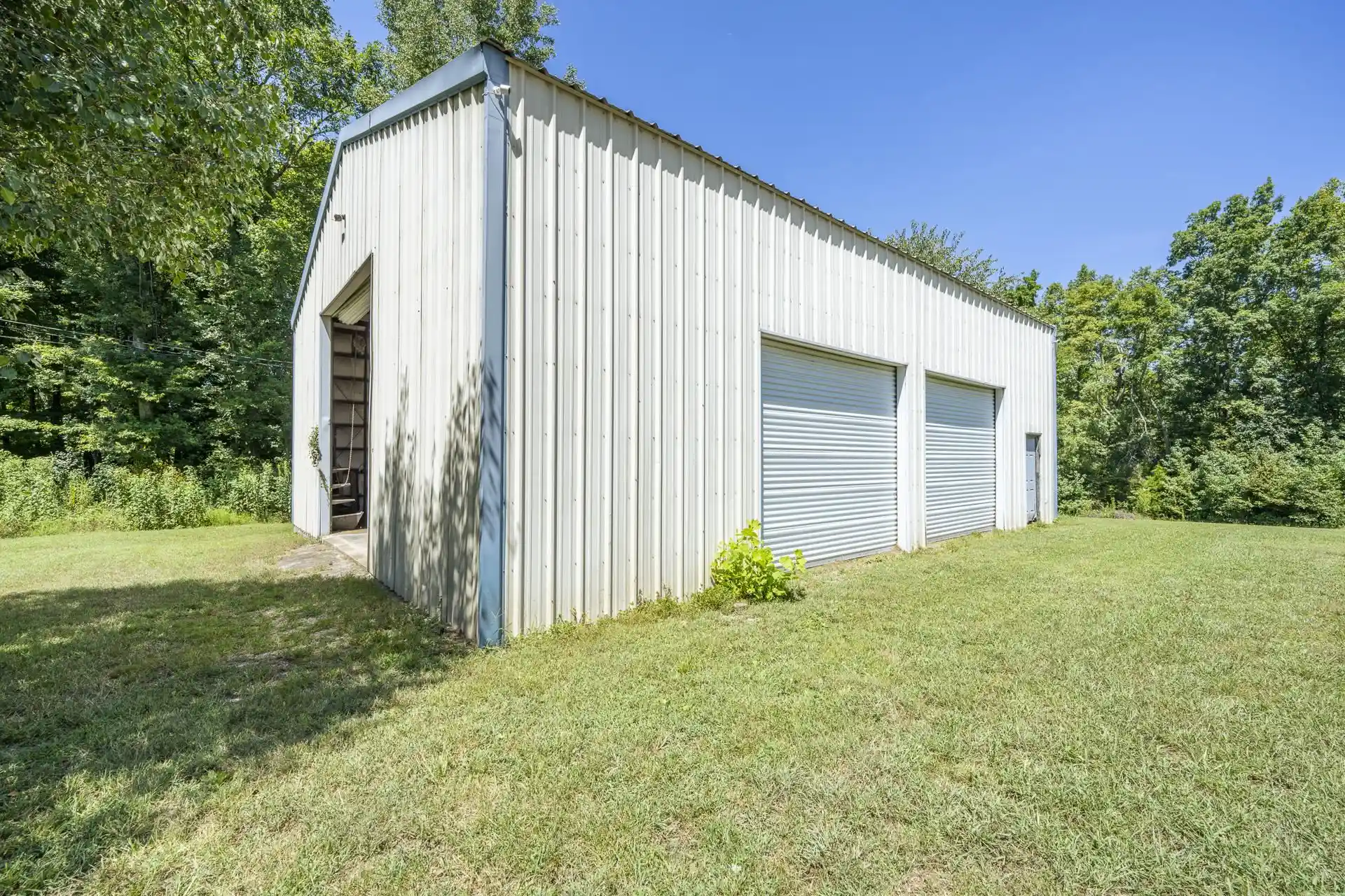 Photo 4 of Single family home for sale at 118 Charlie Ln, Waynesboro, TN 38485 | MLS# 10229595 | Listing updated on 2026-09-02