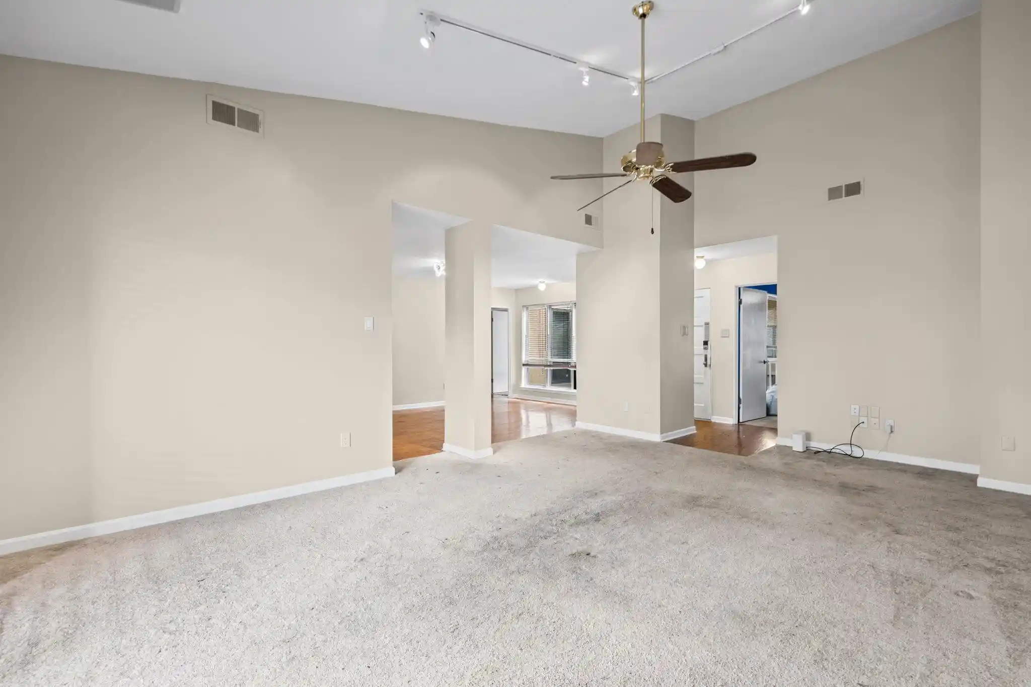Photo 3 of Condo for sale at 439 S Perkins Rd #439-2, Memphis, TN 38117 | MLS# 10229601 | Listing updated on 2026-09-13