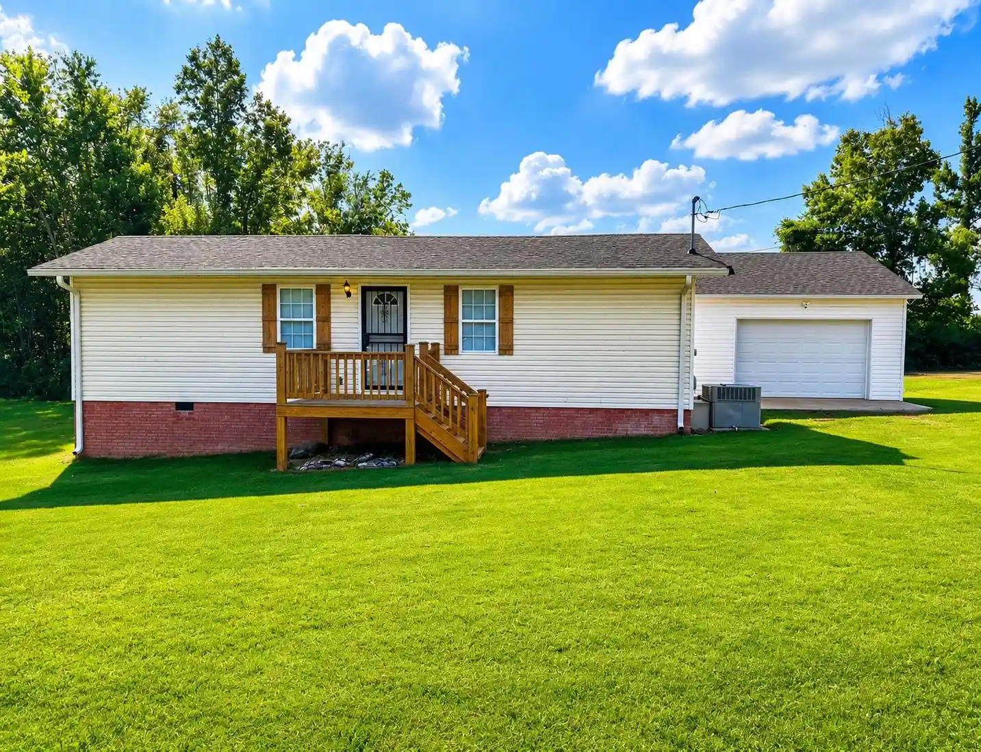 Photo 1 of Single family home for sale at 515 Patterson Rd, Savannah, TN 38372 | MLS# 10229605 | Listing updated on 2026-09-08