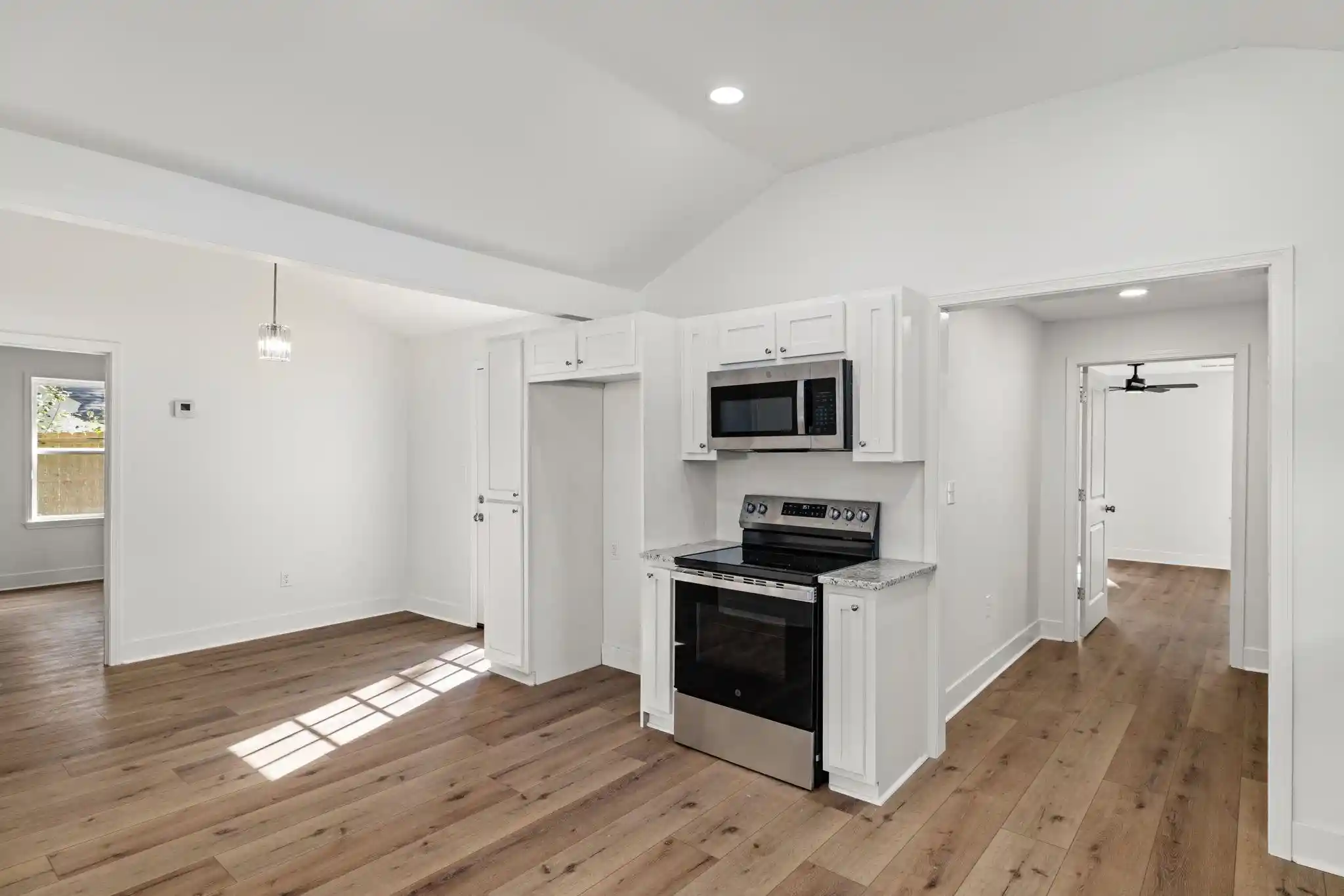 Photo 3 of Single family home for sale at 1425 N Madison St, Corinth, MS 38834 | MLS# 10229611 | Listing updated on 2026-09-02